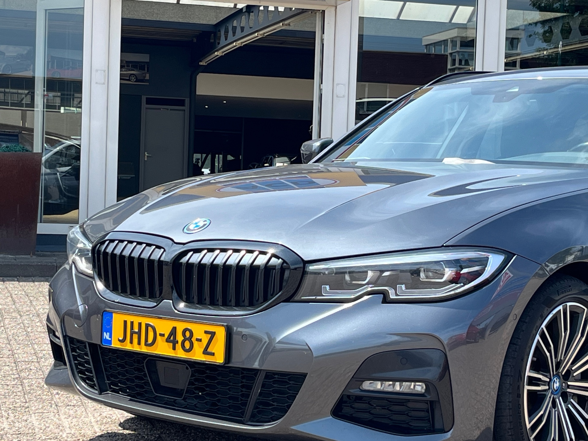 Foto van BMW 330e