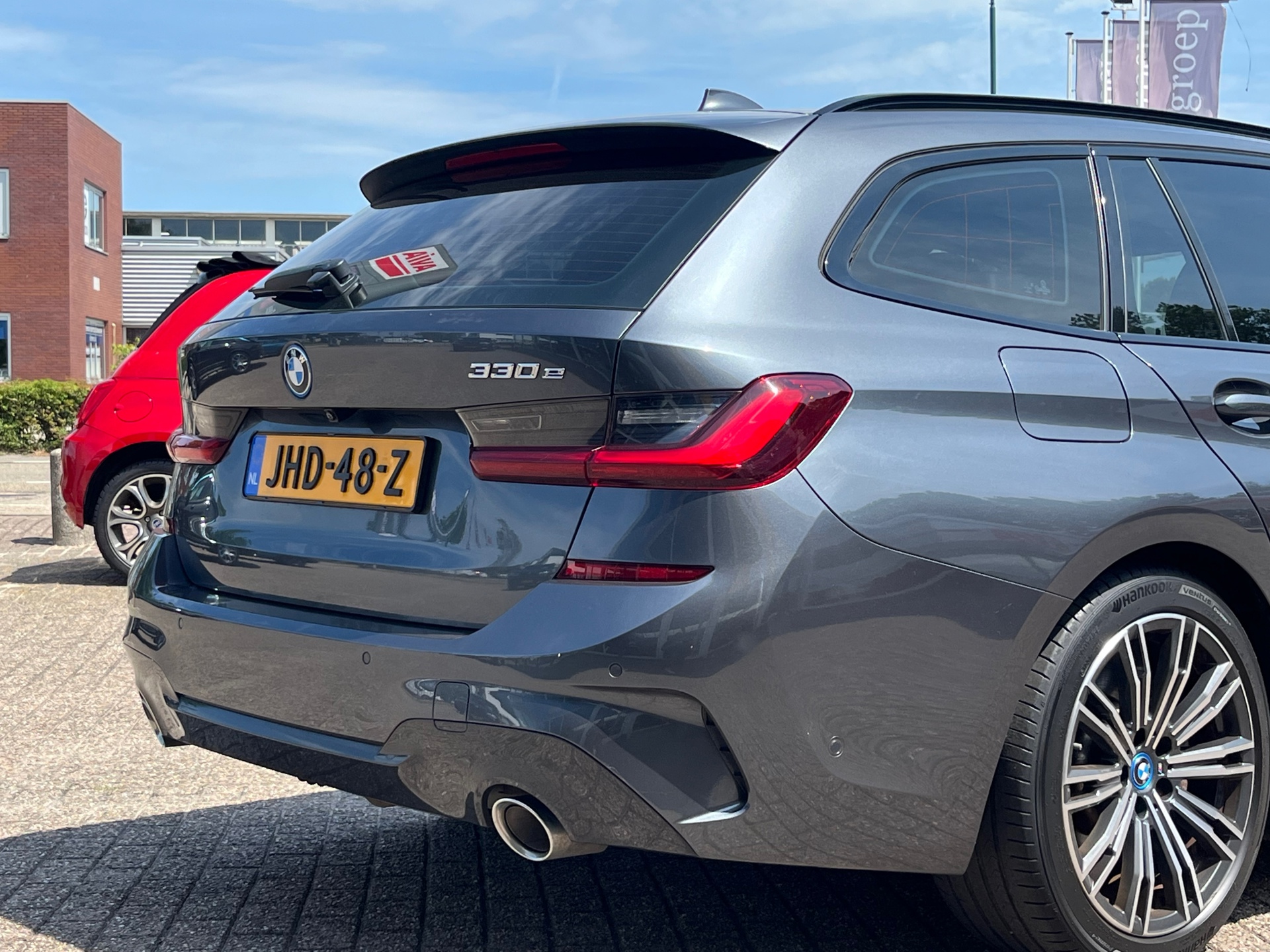 Foto van BMW 330e