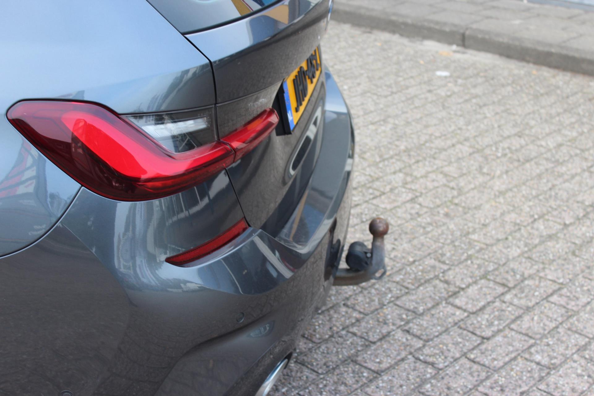 Foto van BMW 330e