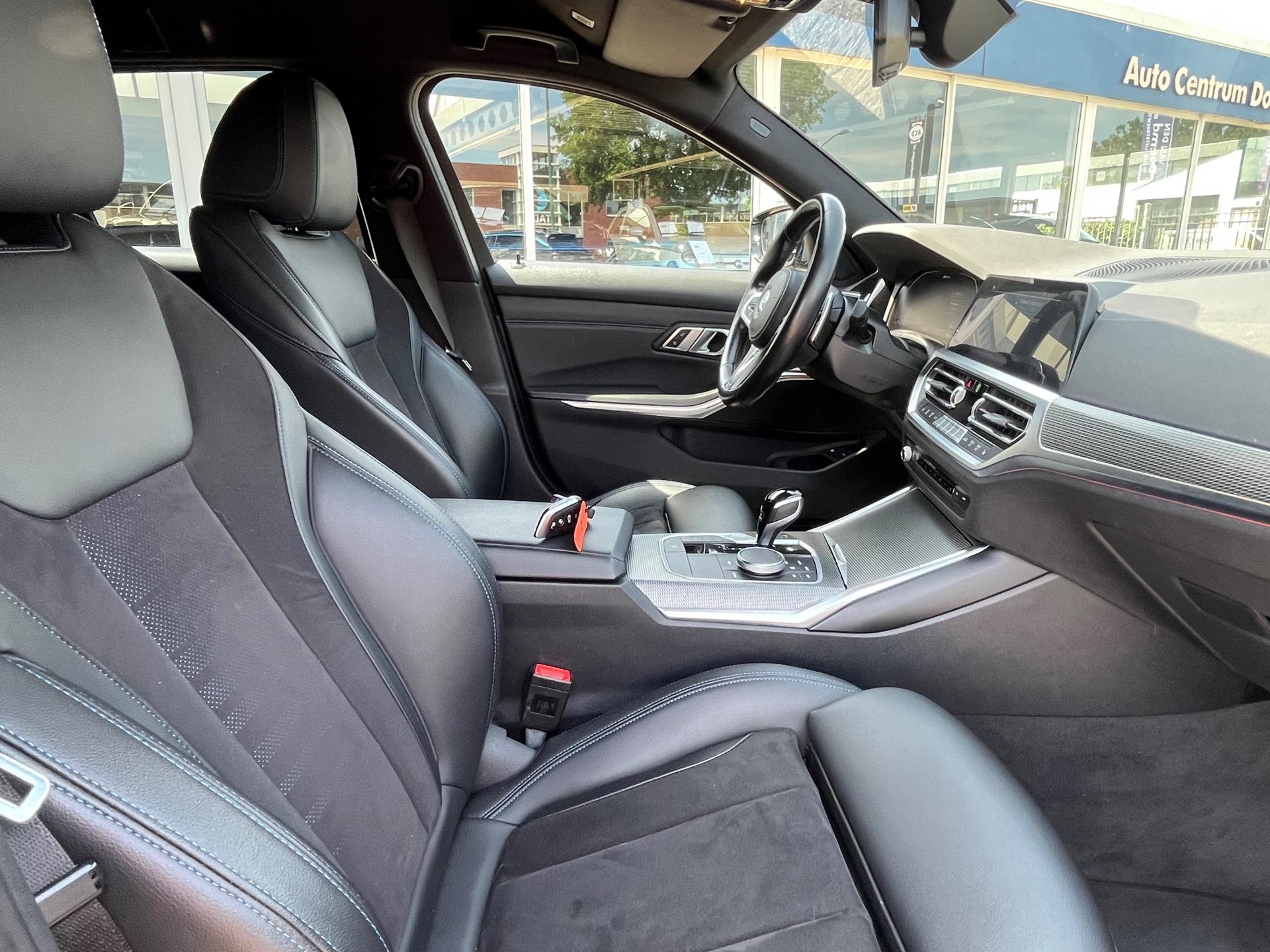 Foto van BMW 330e