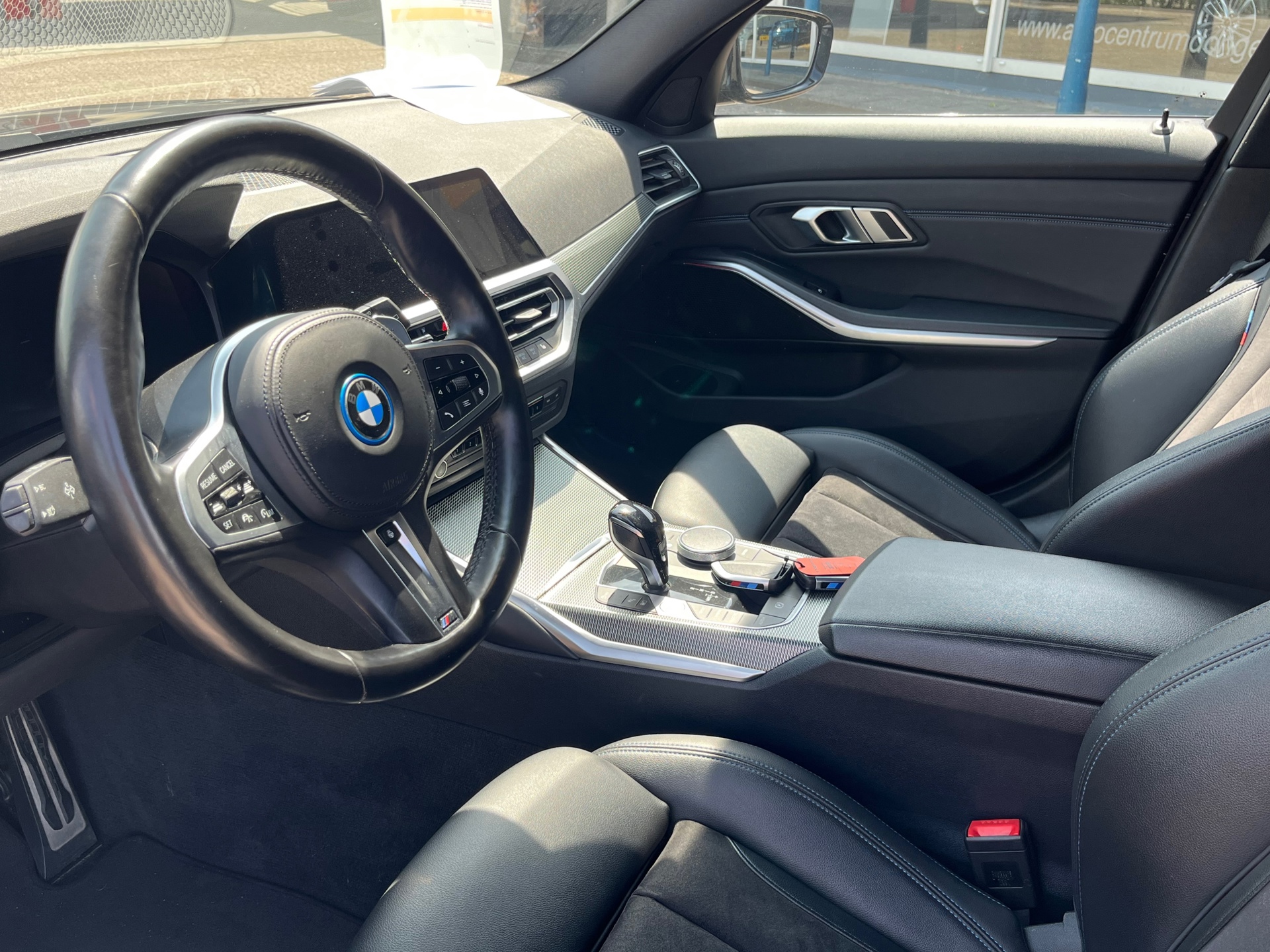 Foto van BMW 330e