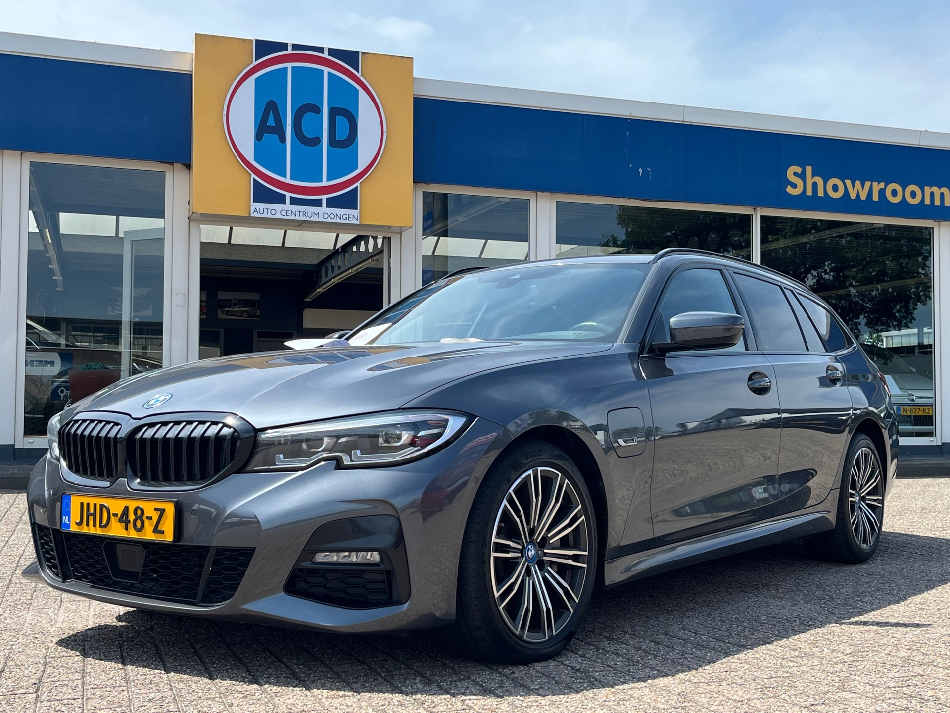 Foto van BMW 330e