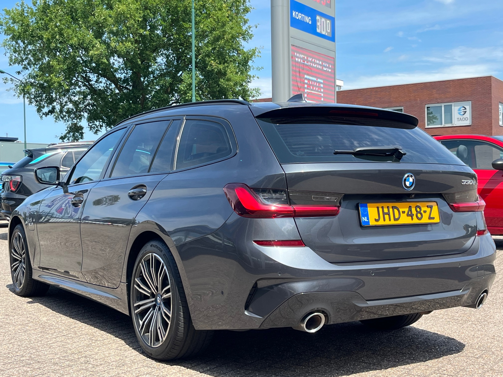 Foto van BMW 330e