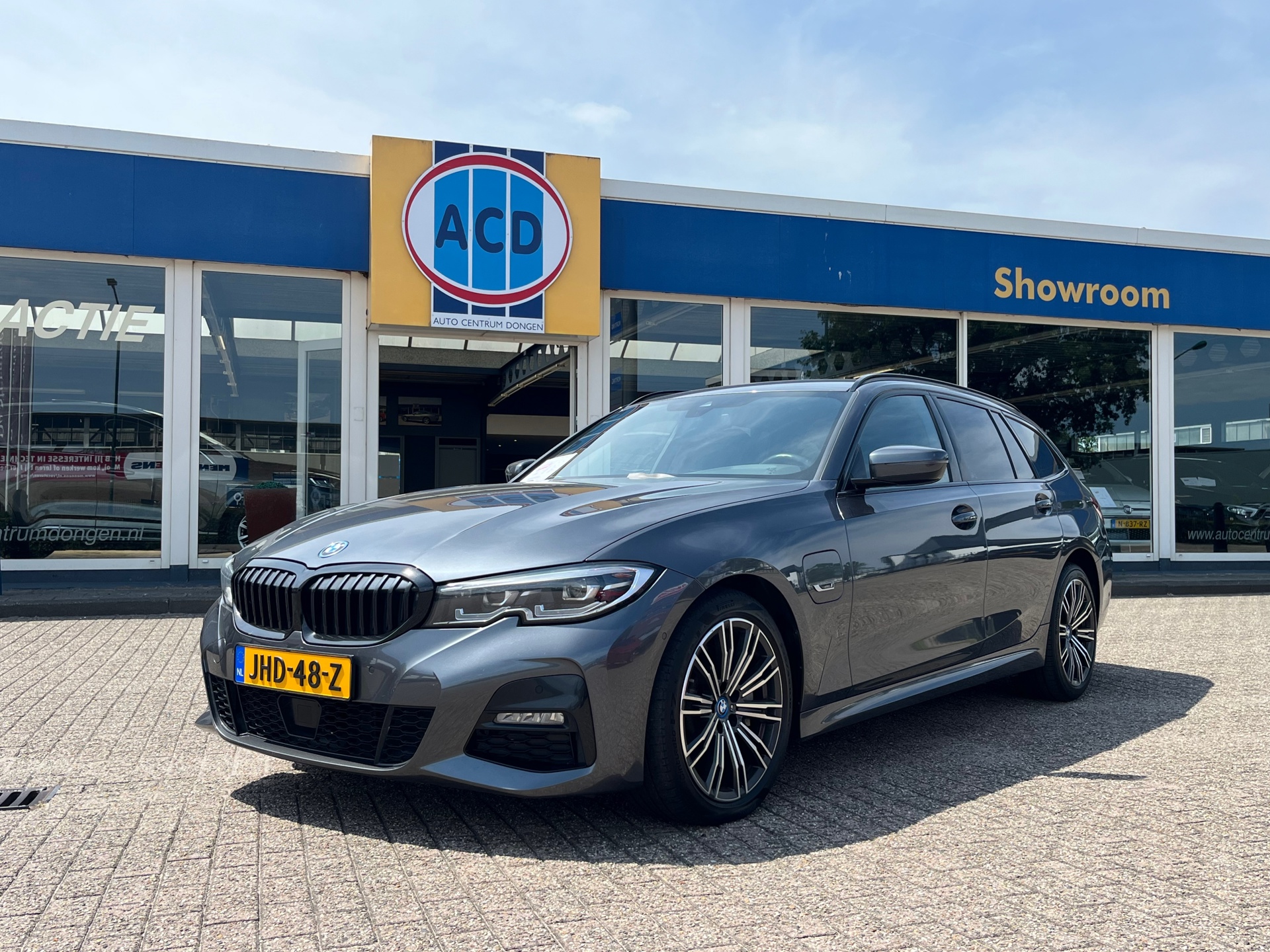 Foto van BMW 330e