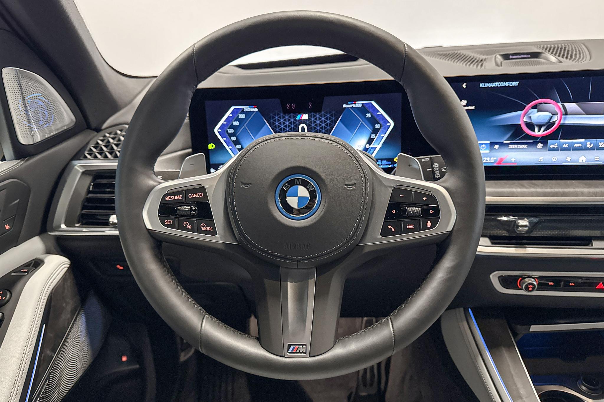 Foto van BMW X5 Xdrive50e