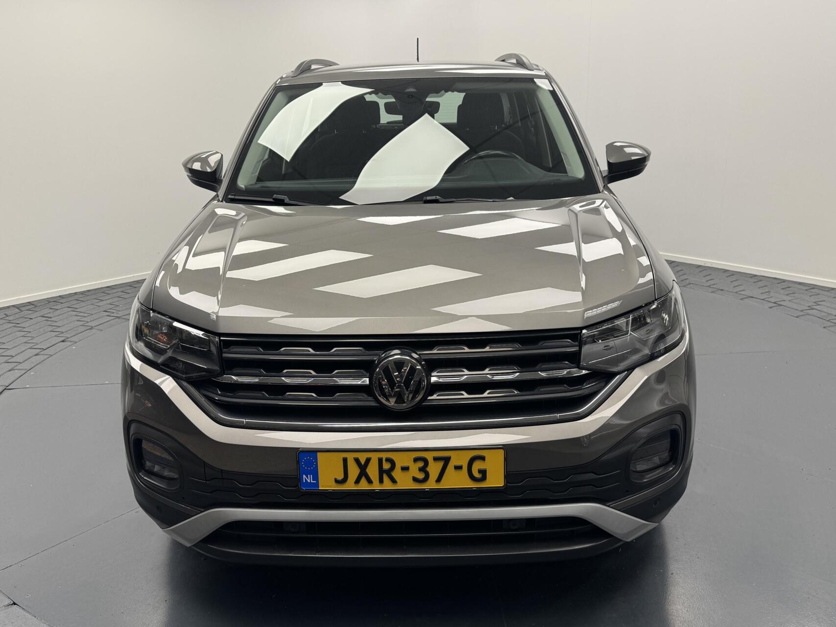 Foto van Volkswagen T-cross