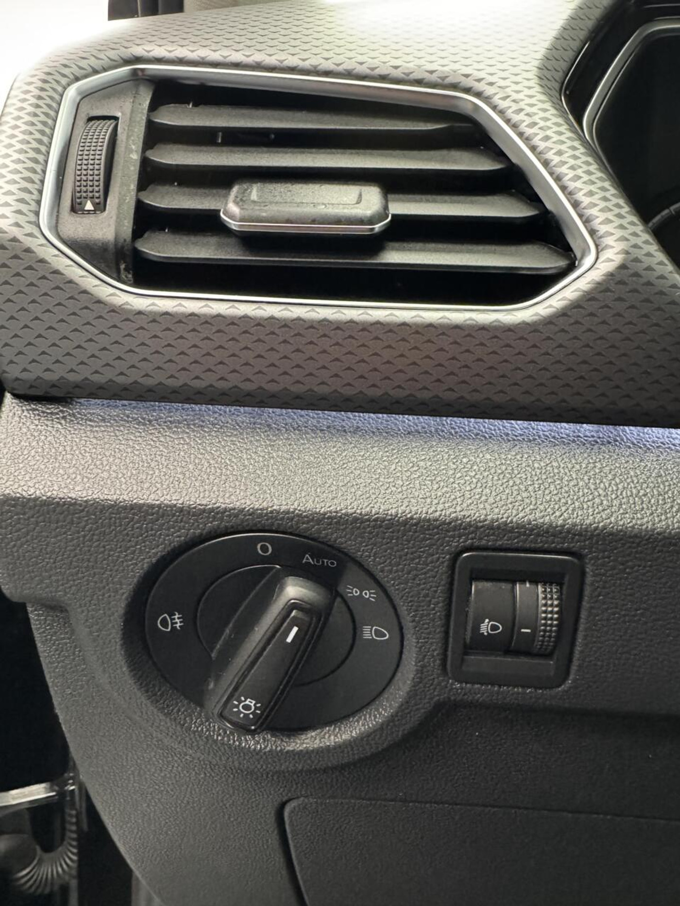 Foto van Volkswagen T-cross