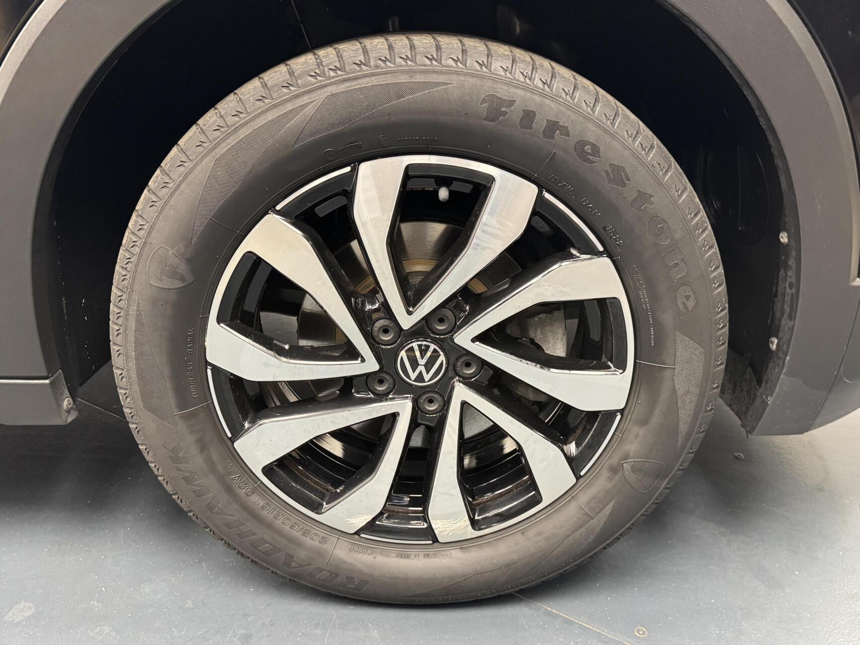 Foto van Volkswagen T-cross