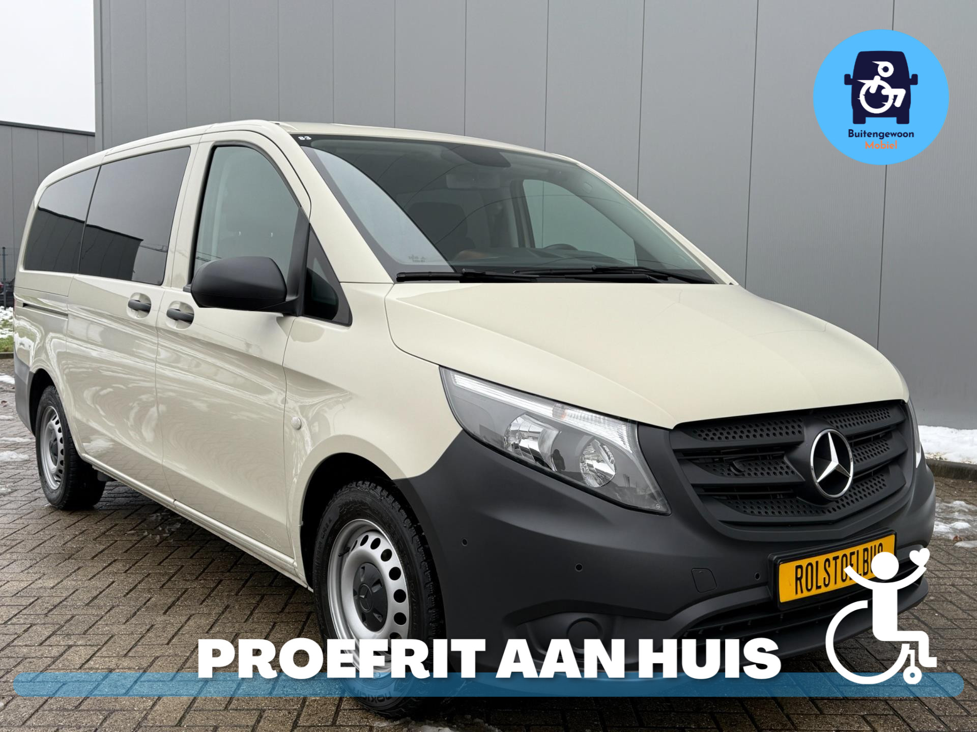 Mercedes-Benz Vito Tourer ZELFRIJDER Rolstoelbus Handgas 2017 - voorkant