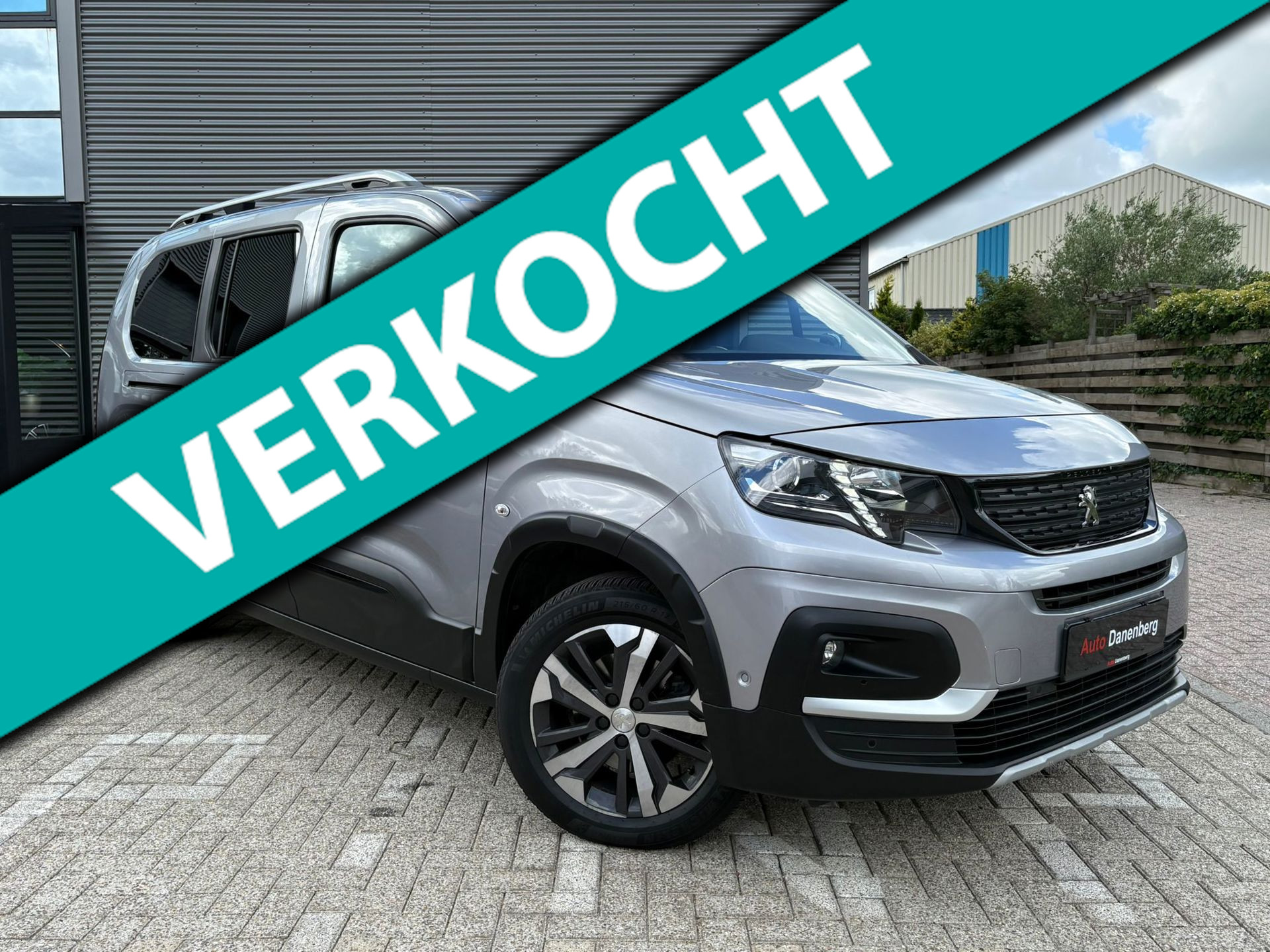 Peugeot Rifter GT-line 7-PERSOON,CAMERA,AUTOMAAT,TREKHAAK,APK,GARANTIE,131PK 2021 - voorkant