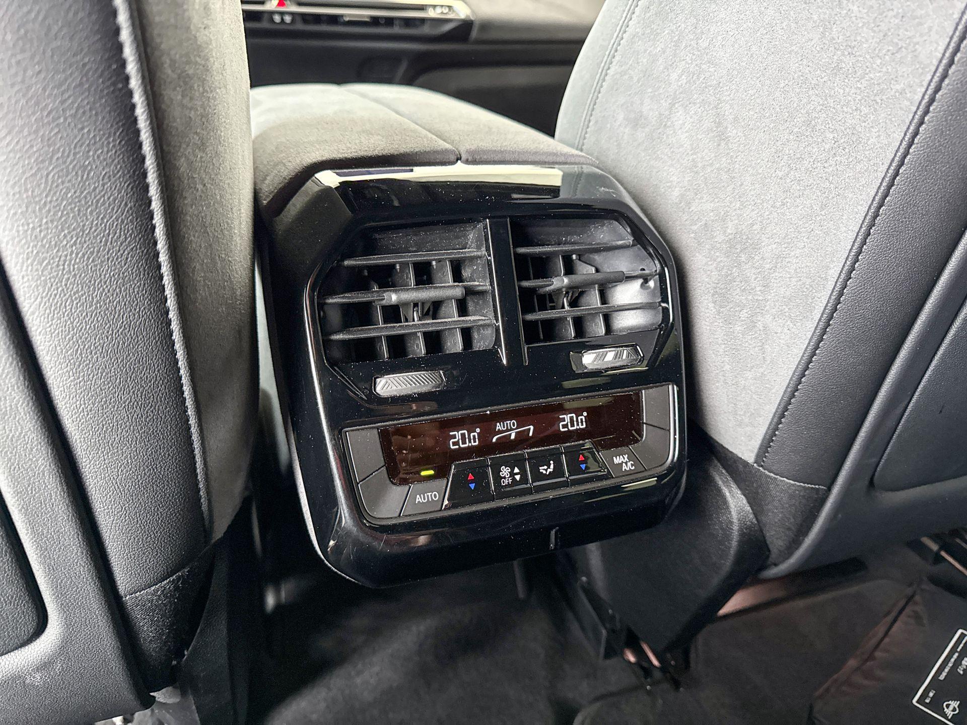 Foto van BMW Ix