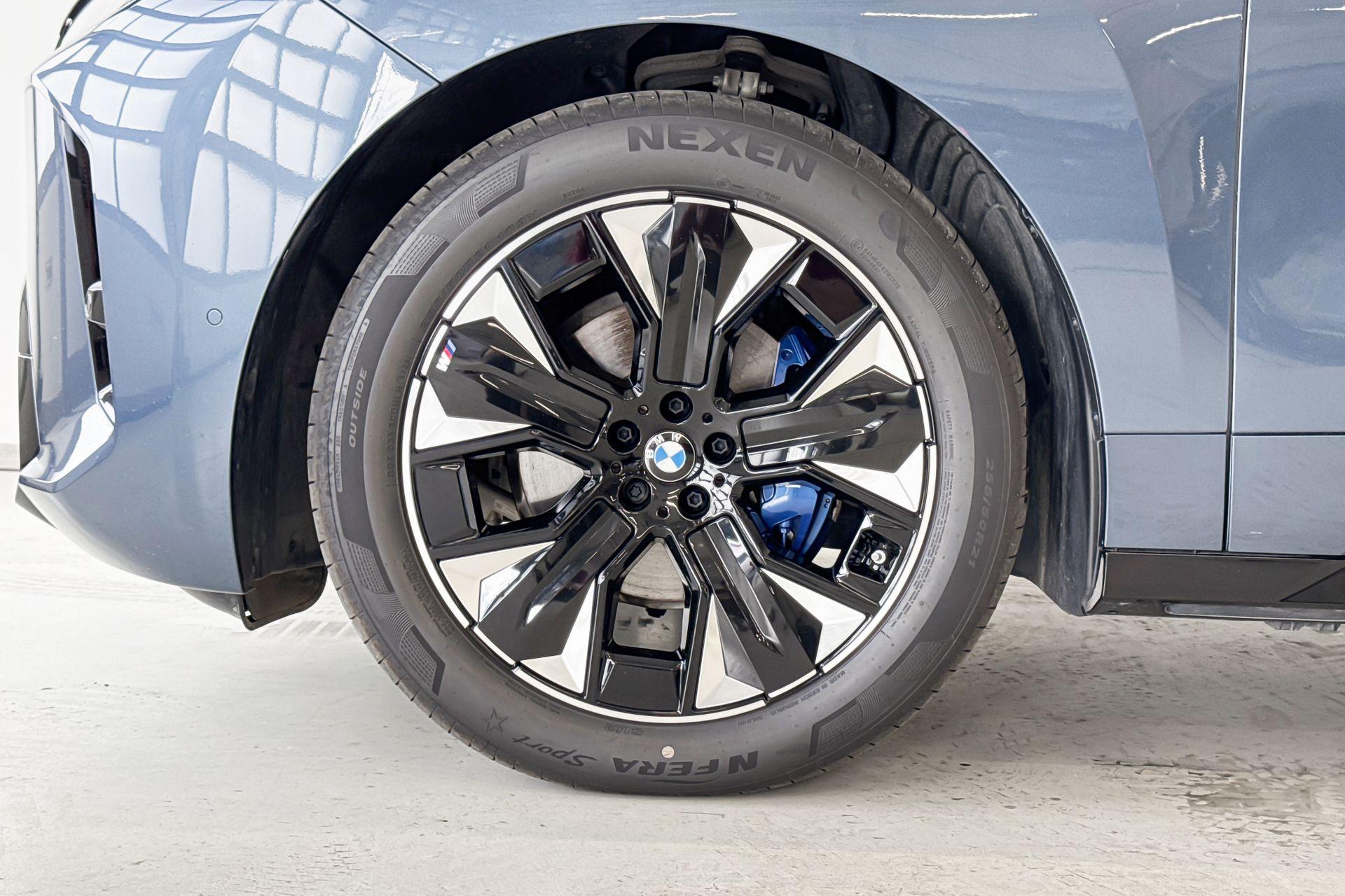 Foto van BMW Ix