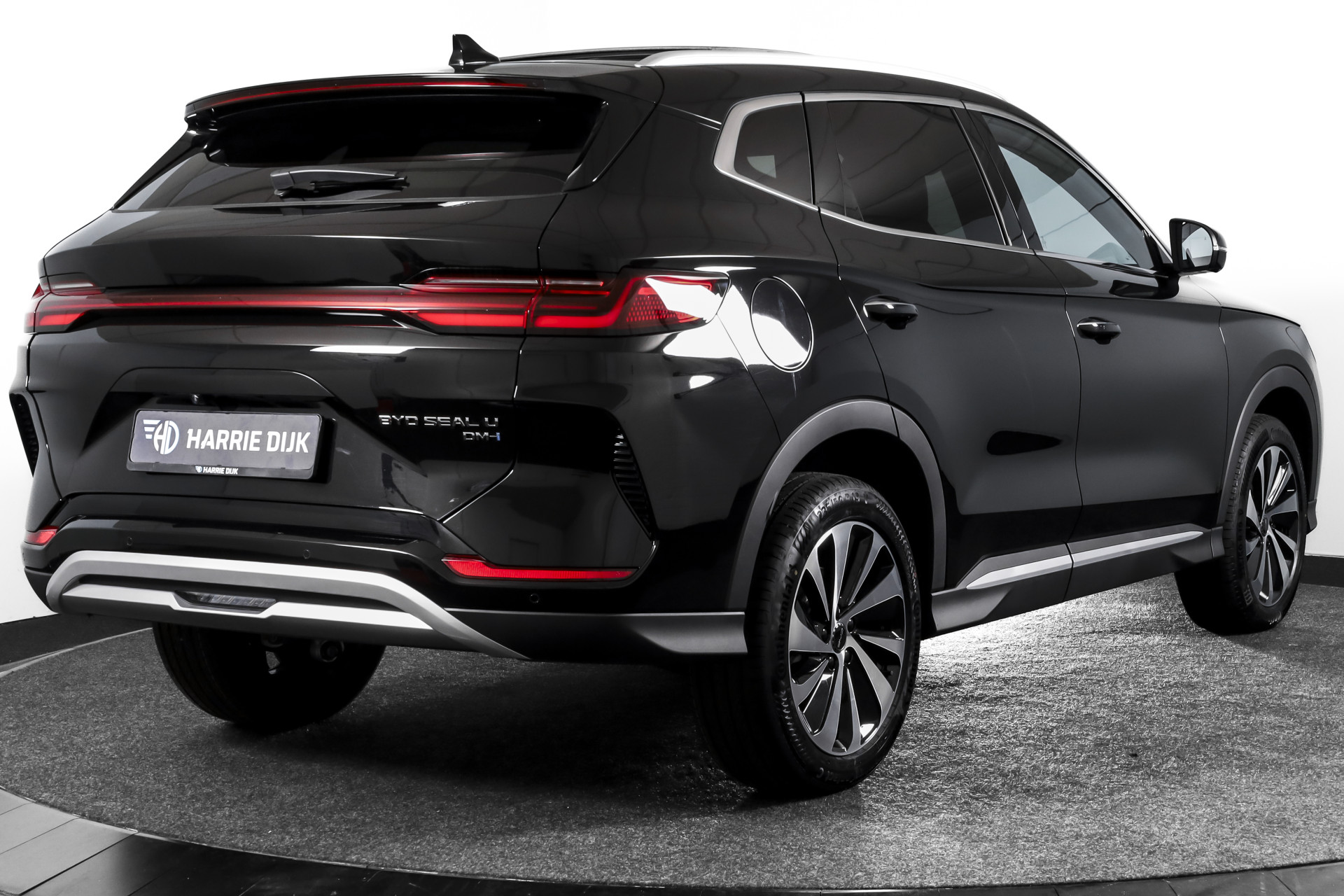 Foto van BYD BYD Seal U Dm-i
