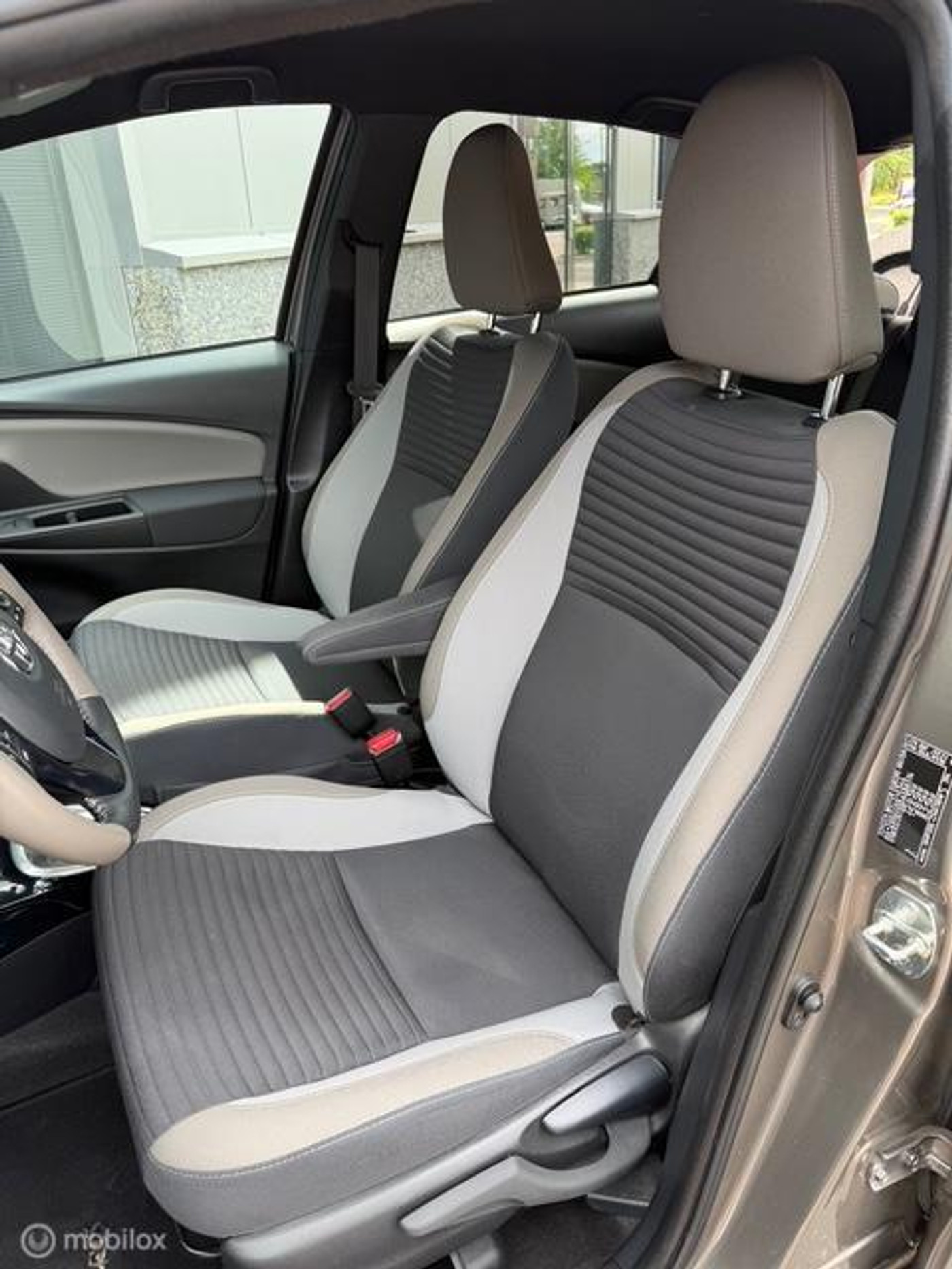 Foto van Toyota Toyota Yaris Hybrid