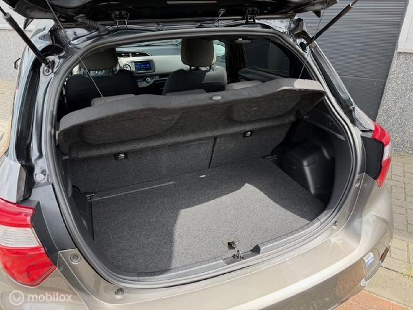 Foto van Toyota Toyota Yaris Hybrid