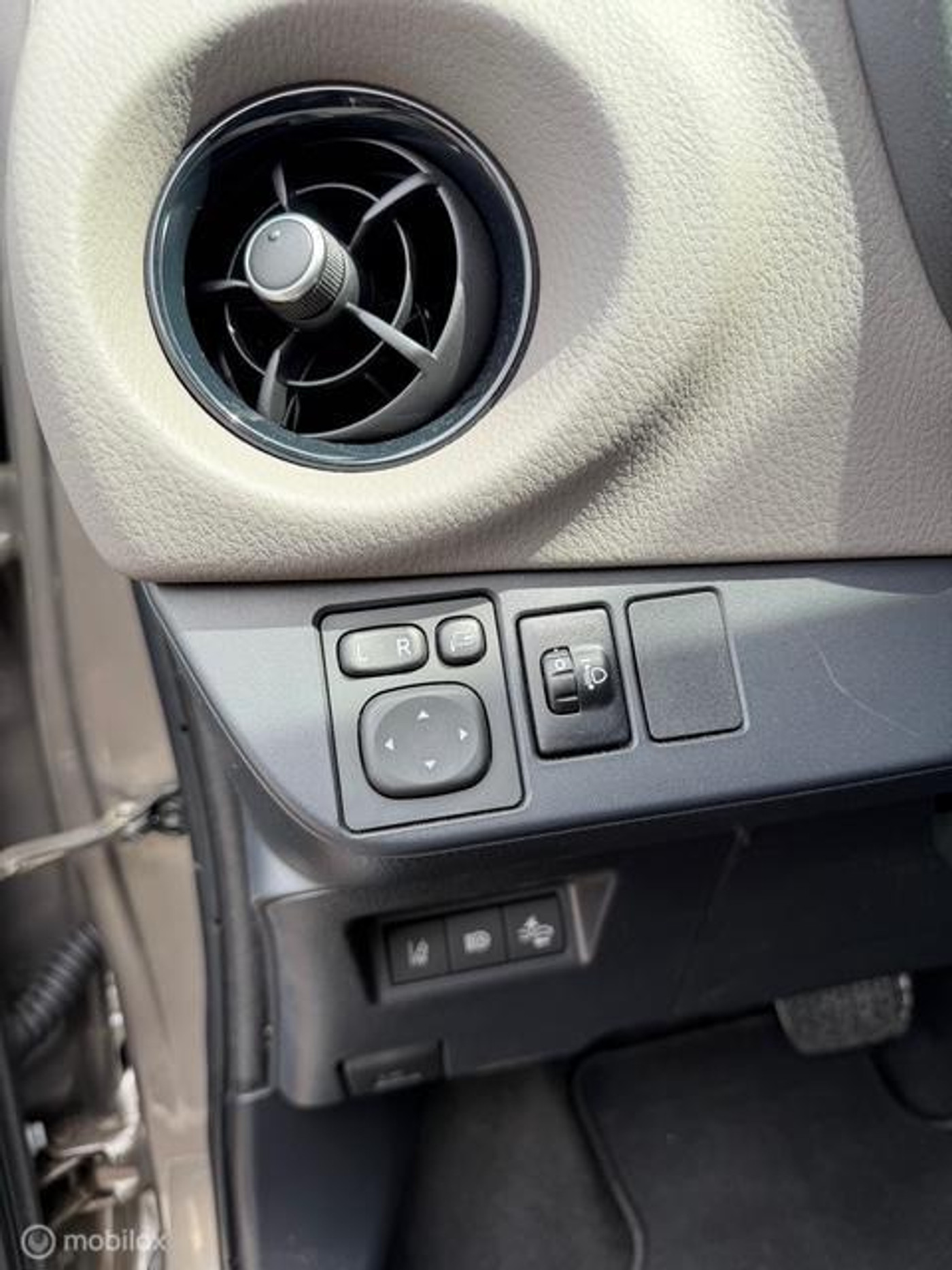 Foto van Toyota Toyota Yaris Hybrid