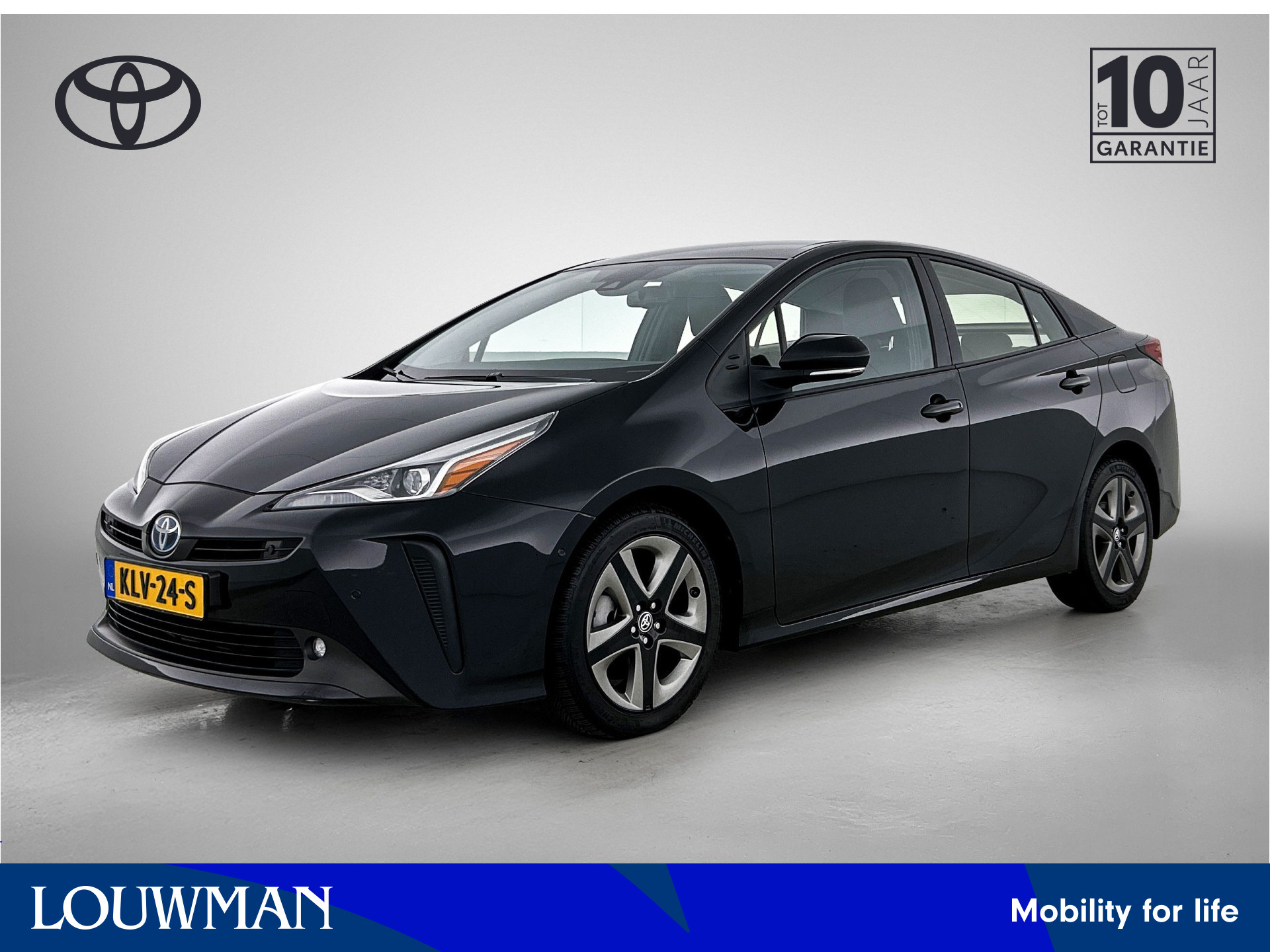 Toyota Toyota Prius 1.8 Executive 2022 - voorkant