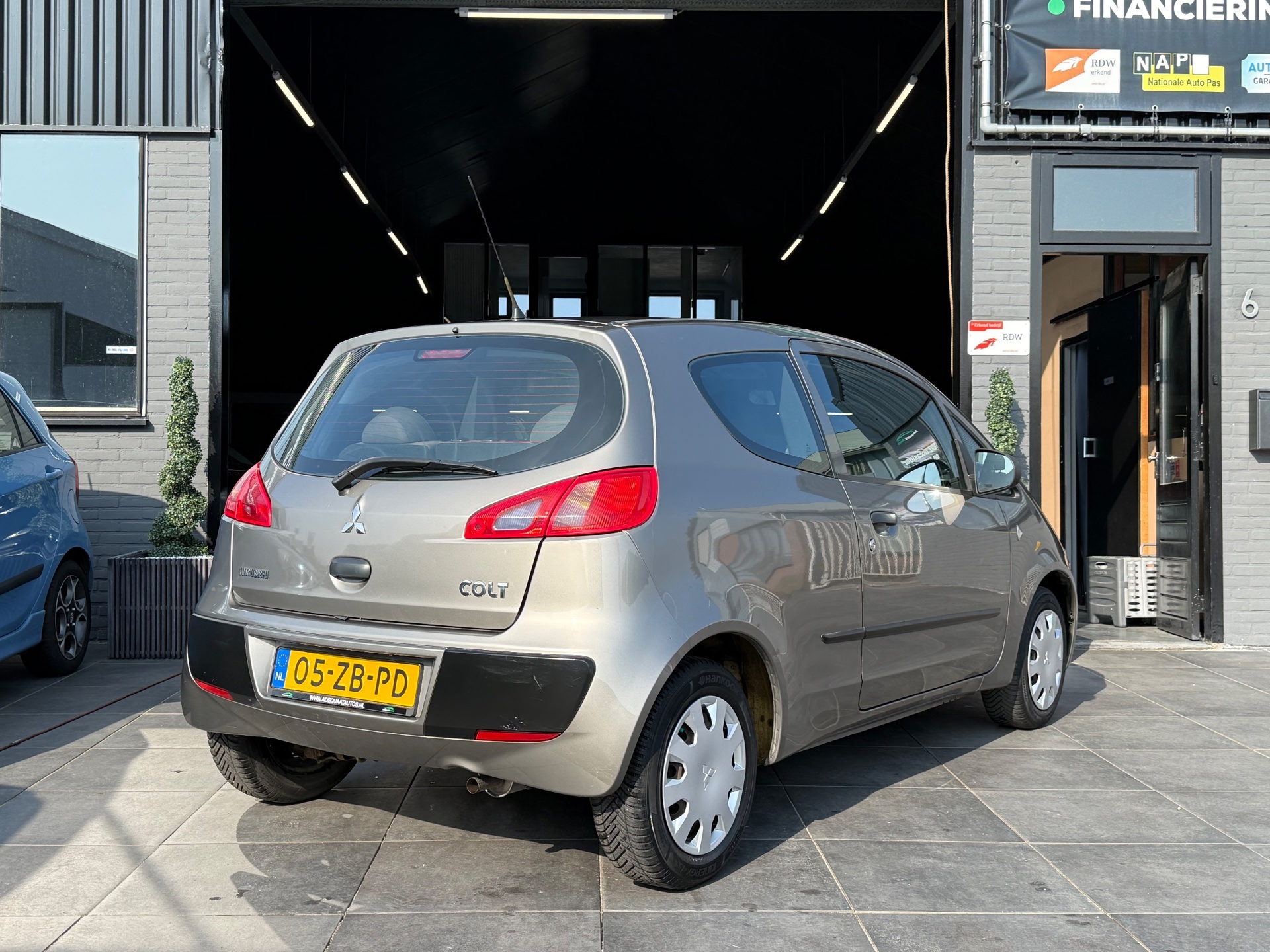 Foto van Mitsubishi Colt