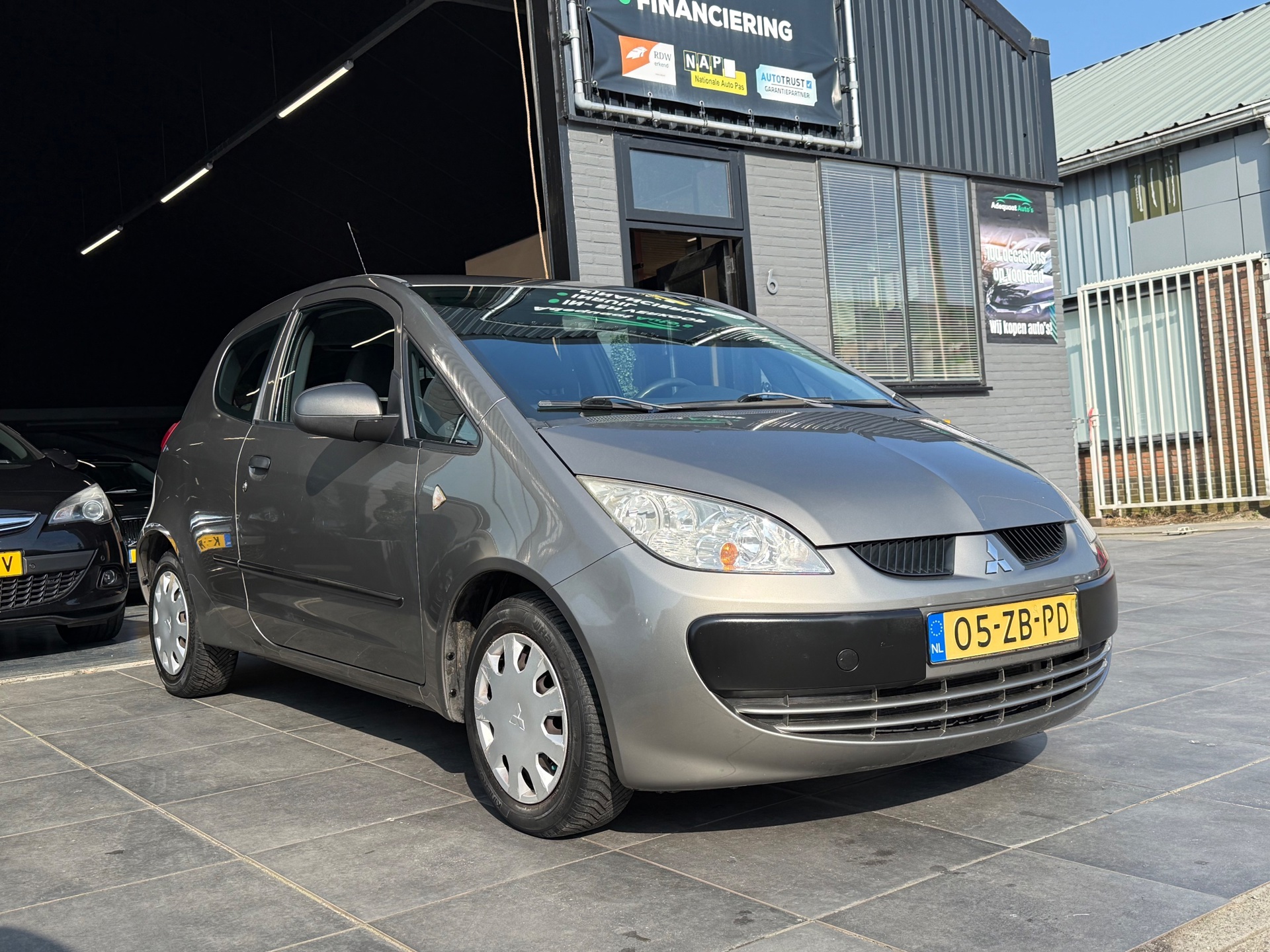 Foto van Mitsubishi Colt