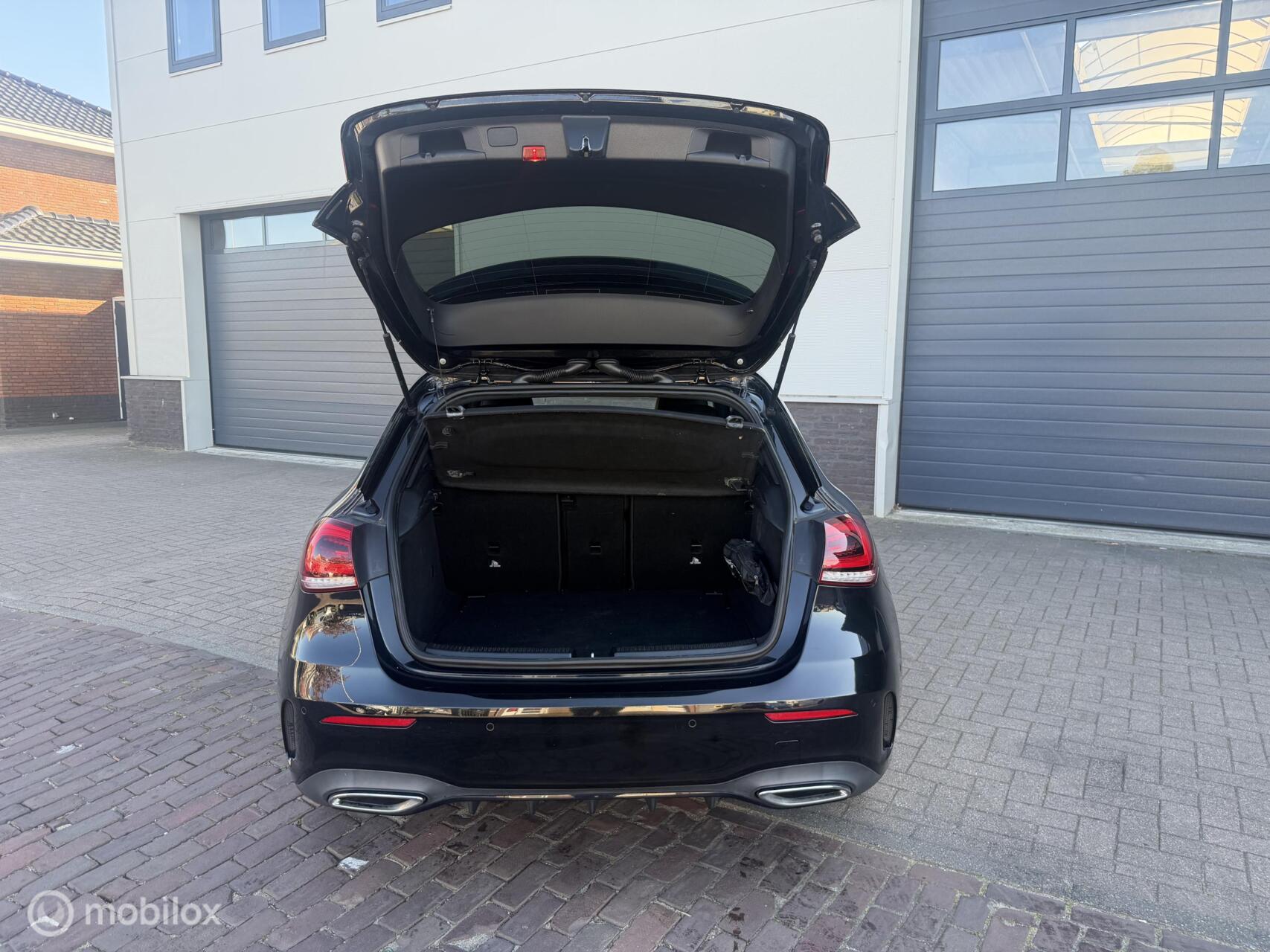 Foto van Mercedes-Benz A 200