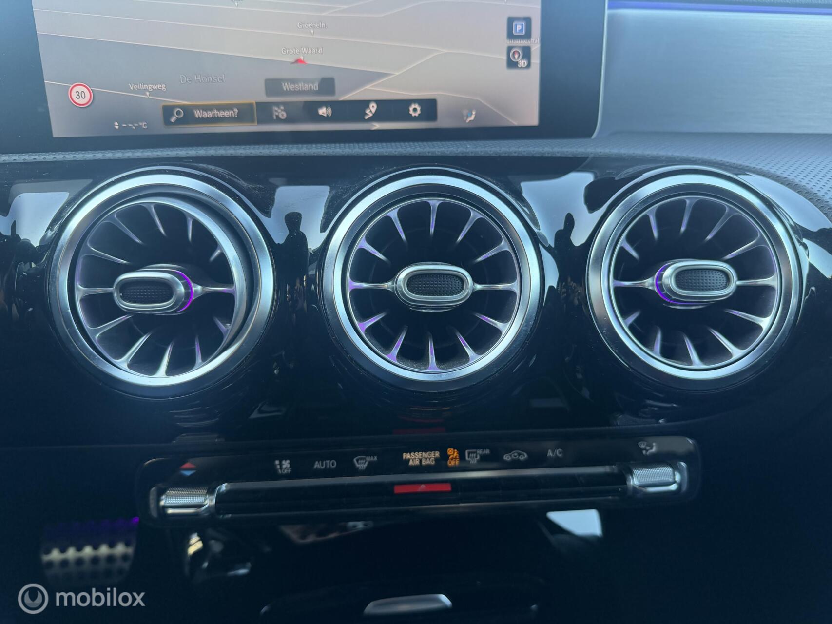 Foto van Mercedes-Benz A 200