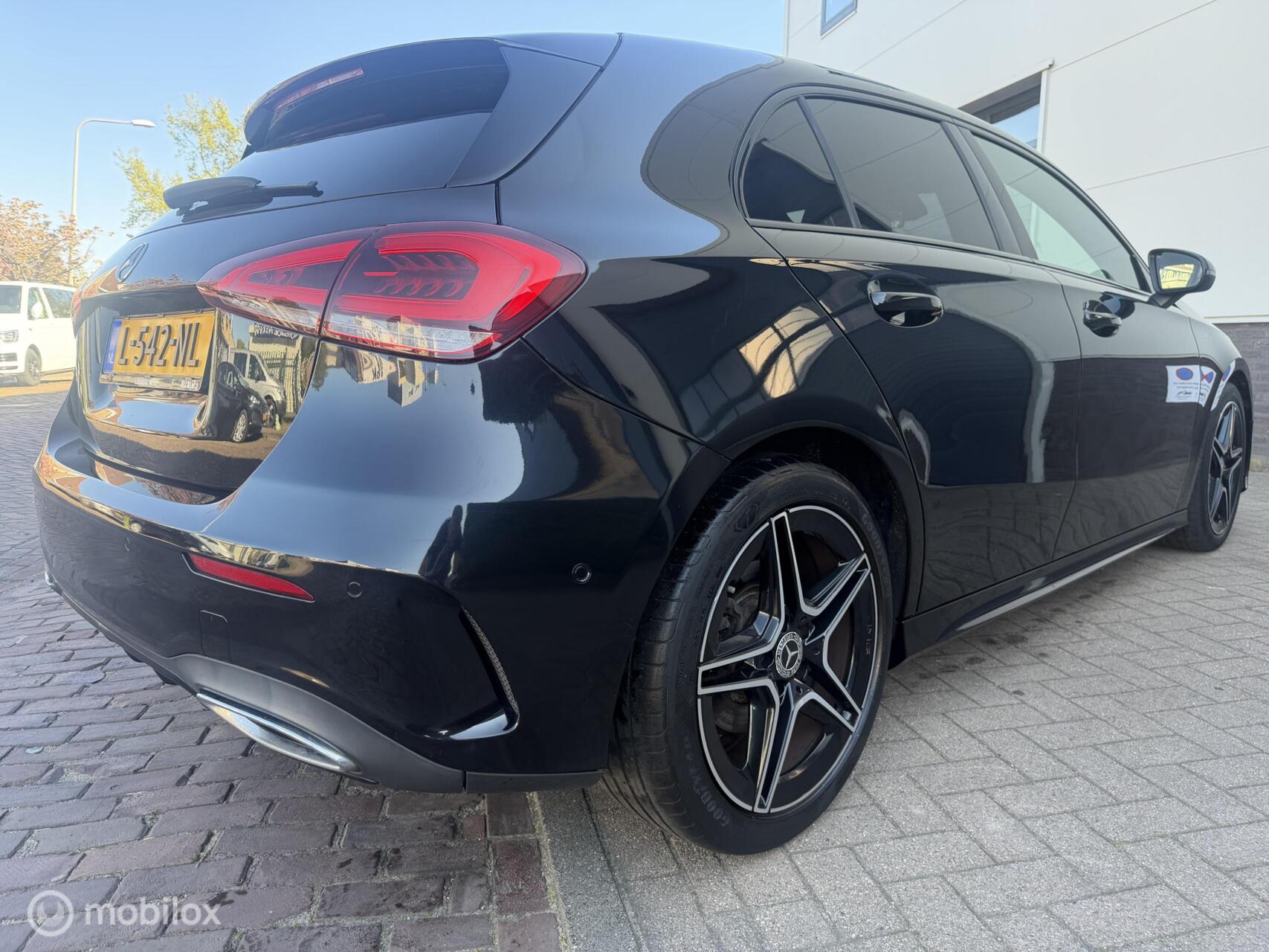 Foto van Mercedes-Benz A 200