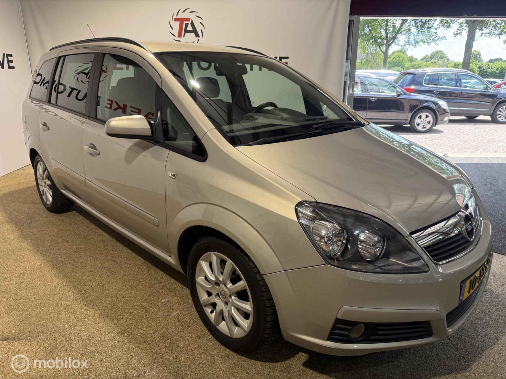 Foto van Opel Zafira