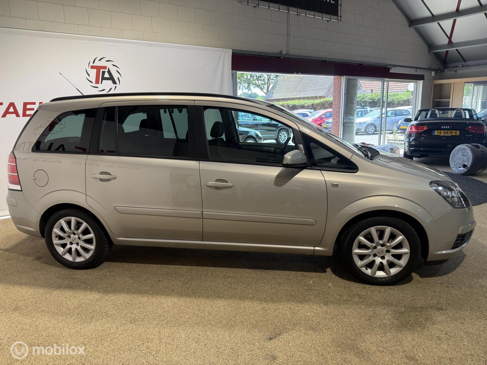 Foto van Opel Zafira