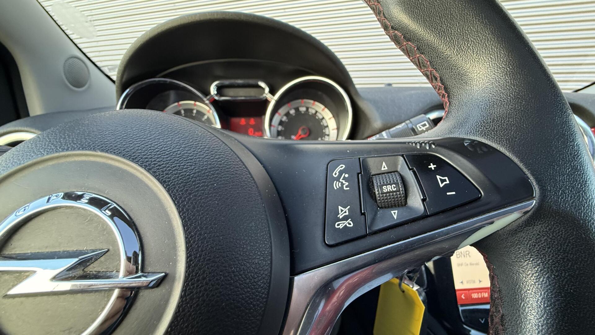Foto van Opel Adam