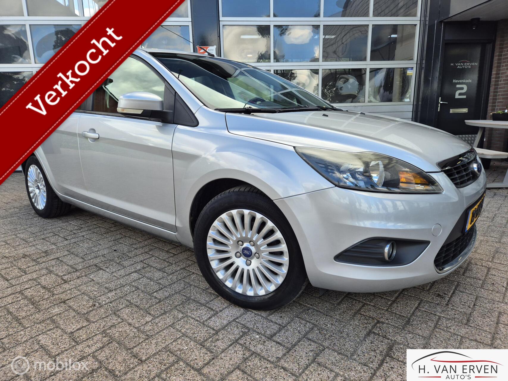 Ford Focus 1.8 Limited CLIMA CRUISE NIEUWE APK! NAP 2010 - voorkant