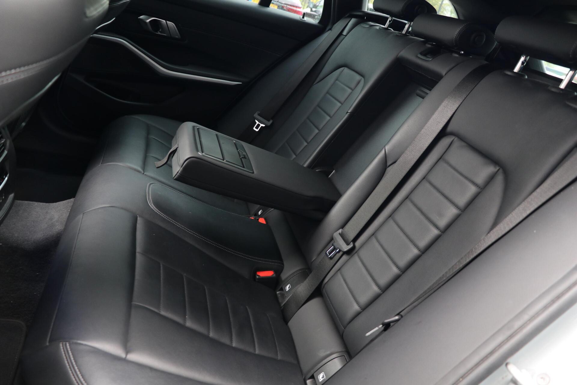 Foto van BMW 330e xDrive