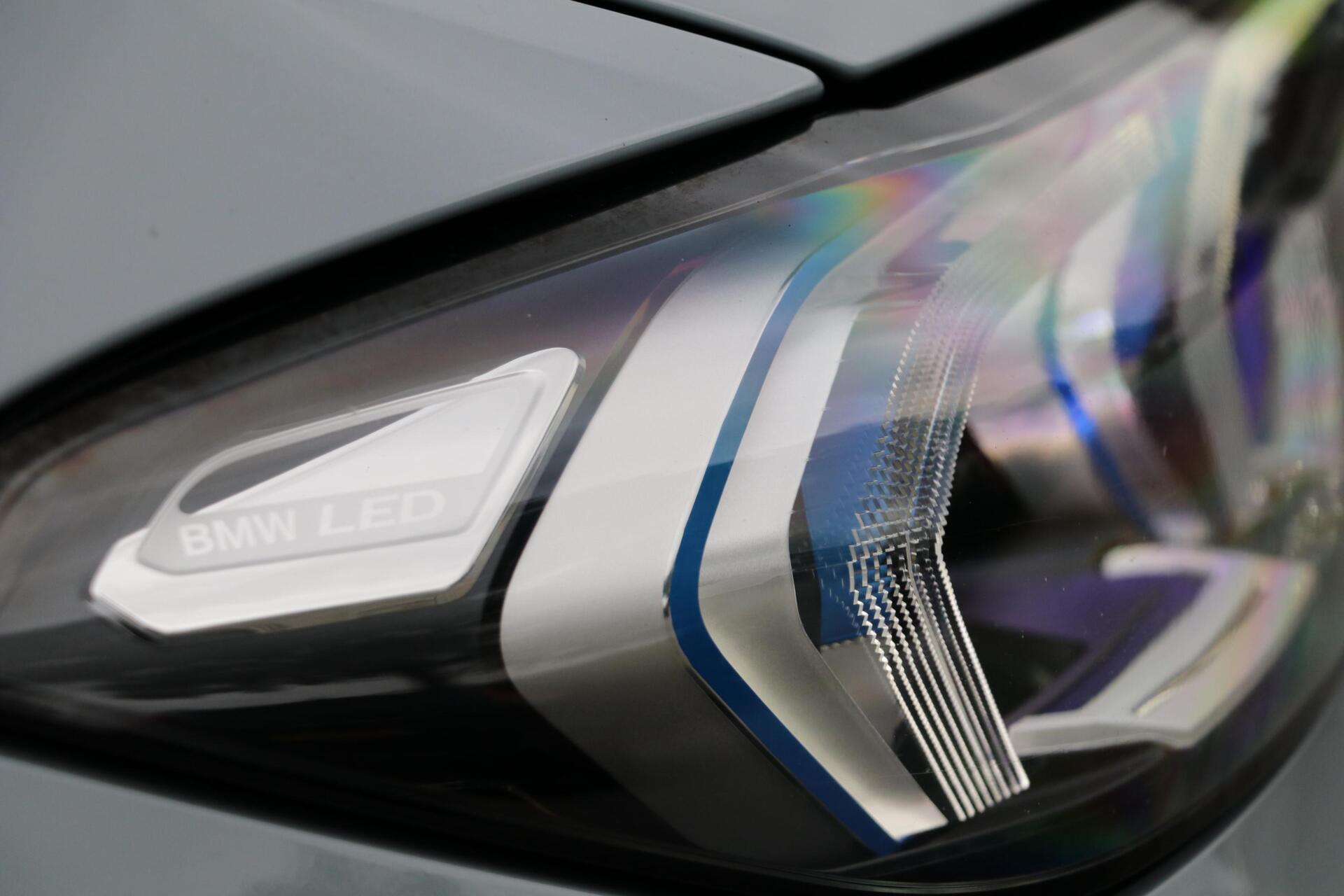 Foto van BMW 330e xDrive