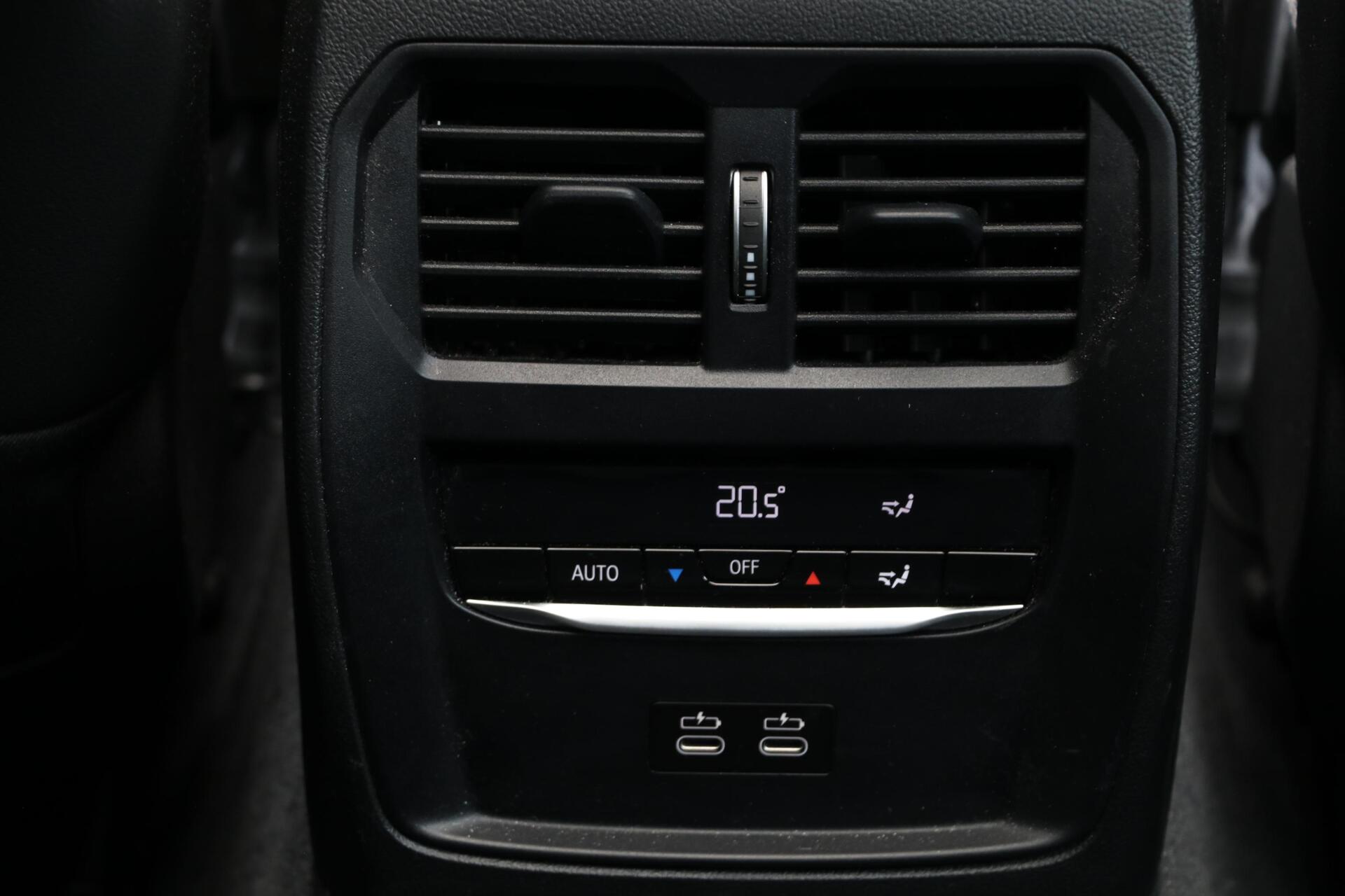 Foto van BMW 330e xDrive