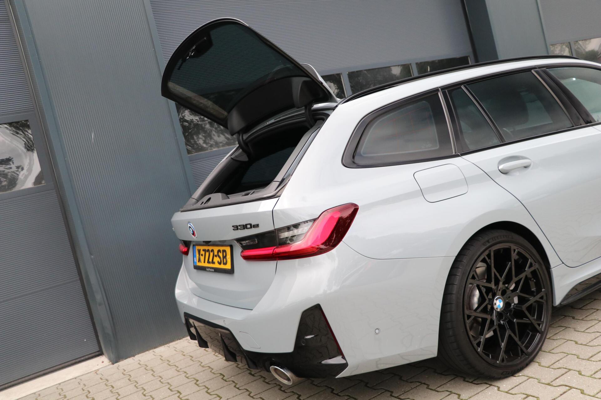 Foto van BMW 330e xDrive