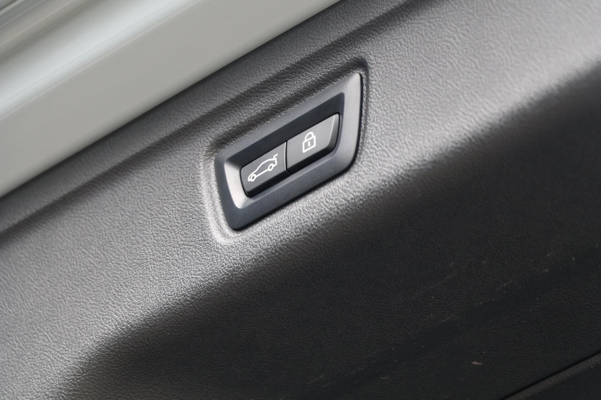 Foto van BMW 330e xDrive