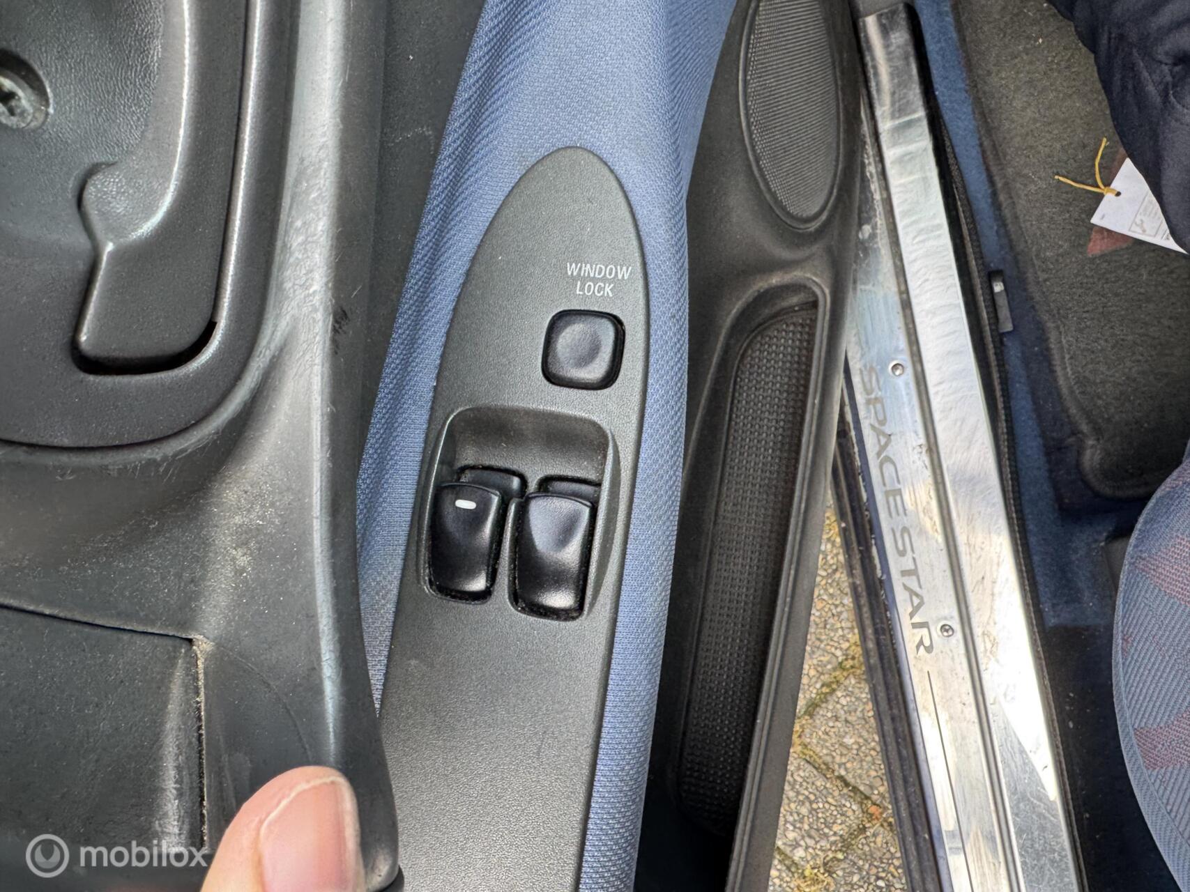 Foto van Mitsubishi Space Star