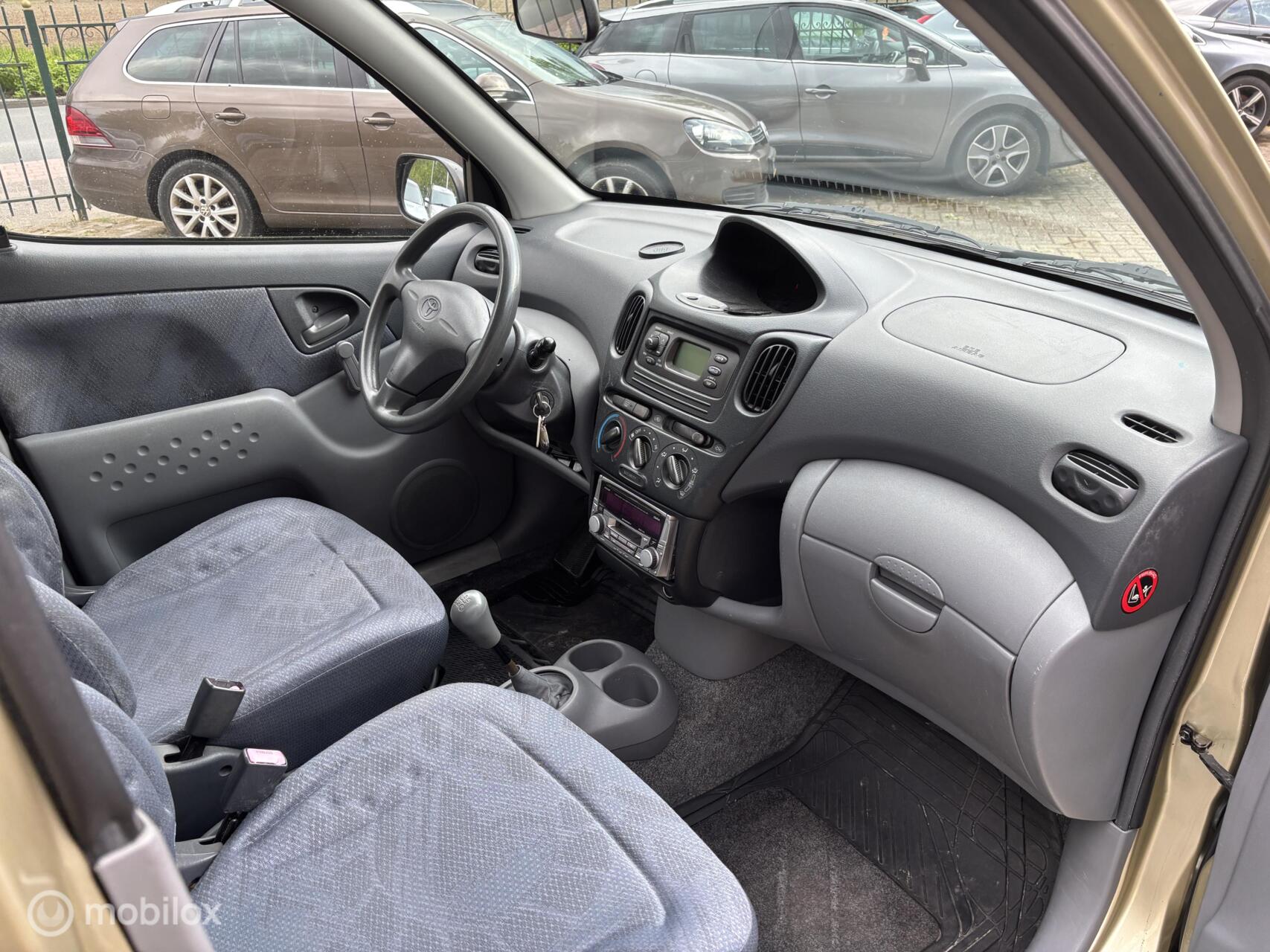 Foto van Toyota Toyota Yaris Verso