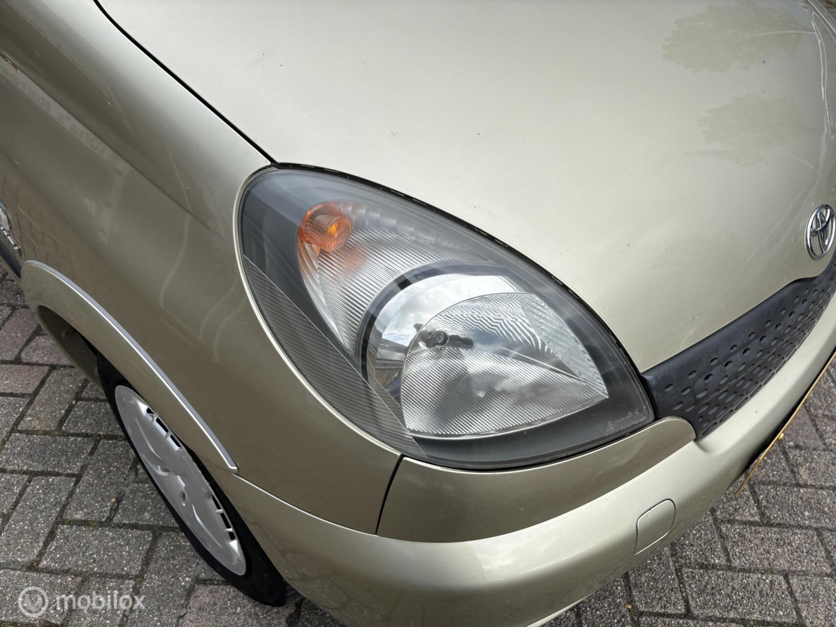Foto van Toyota Toyota Yaris Verso