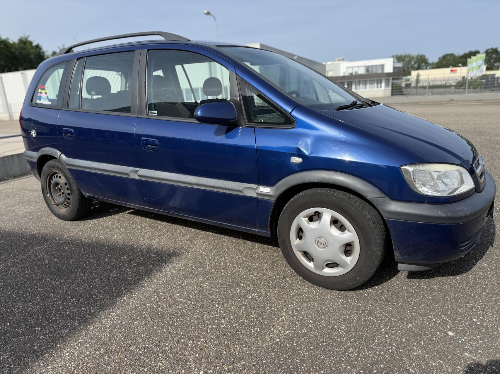 Foto van Opel Zafira-a