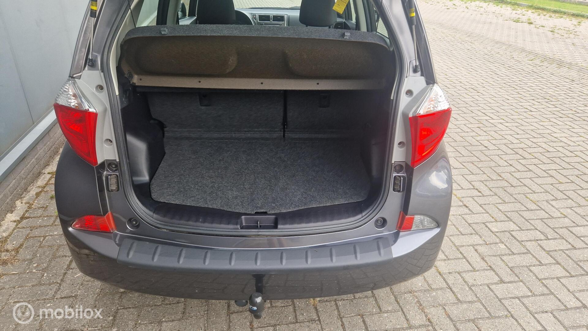 Foto van Toyota Toyota Verso-s