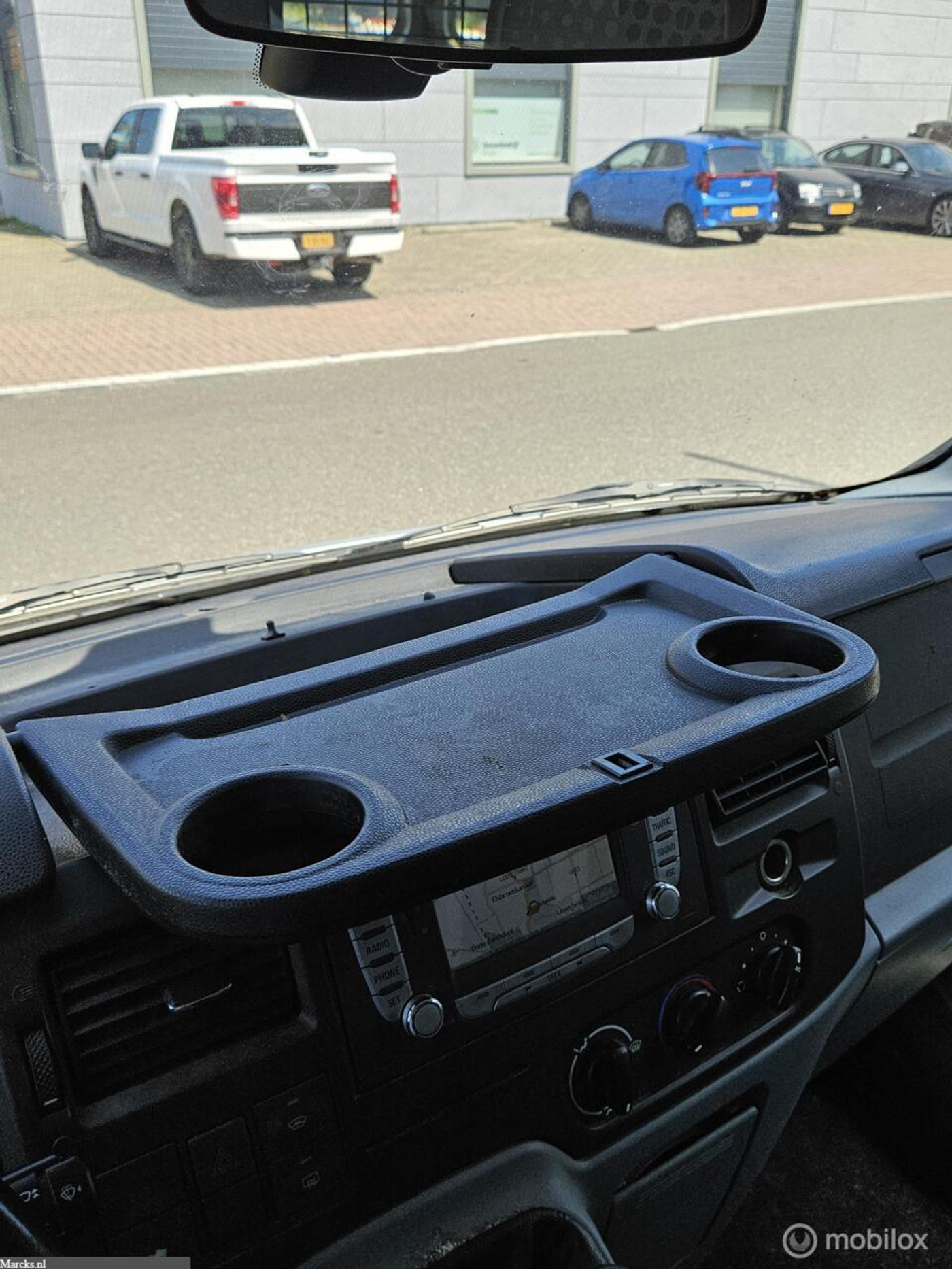 Foto van Ford Transit 350m Van 140dpf 4.27 AWD