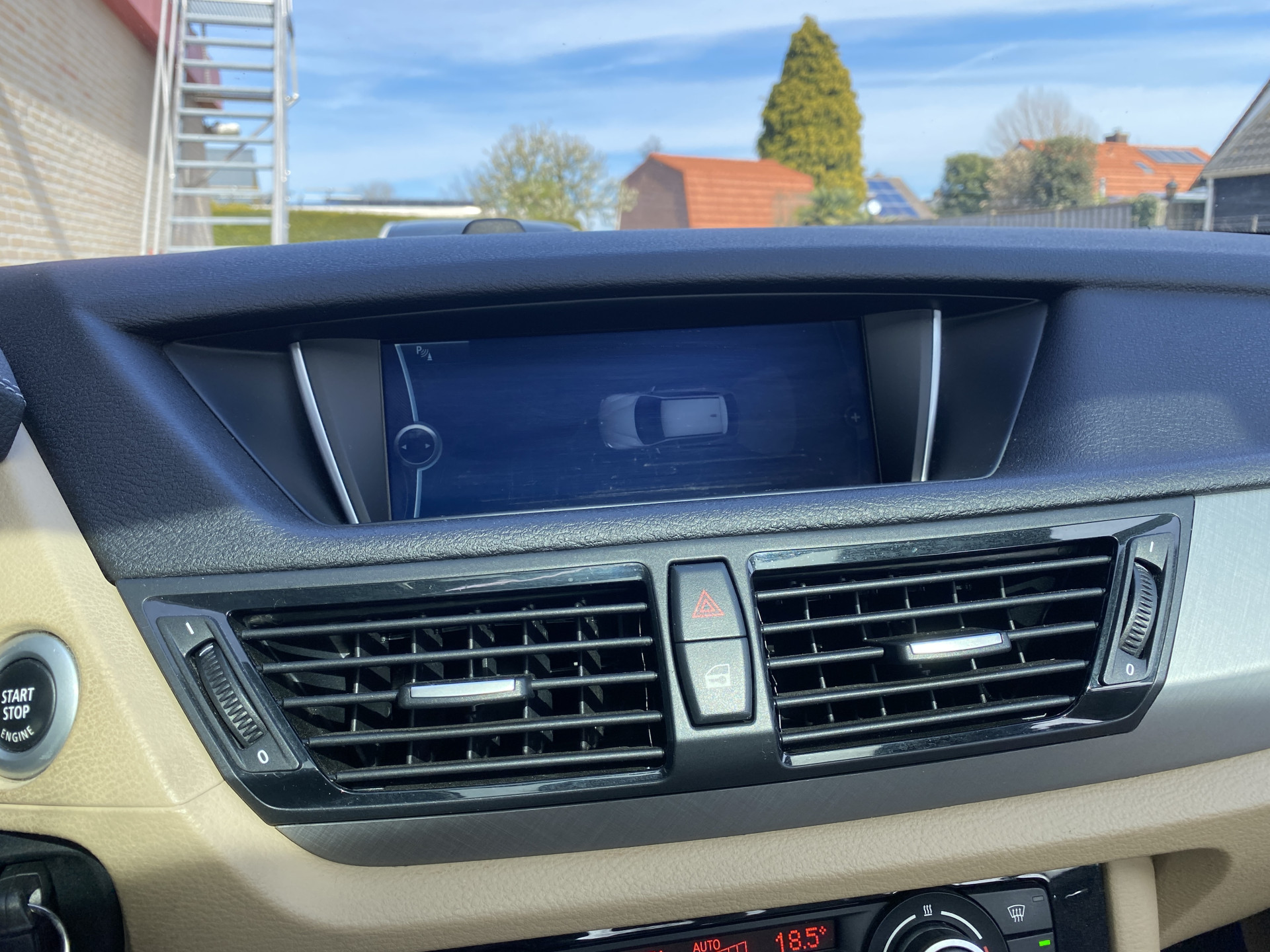 Foto van BMW X1 Sdrive20i