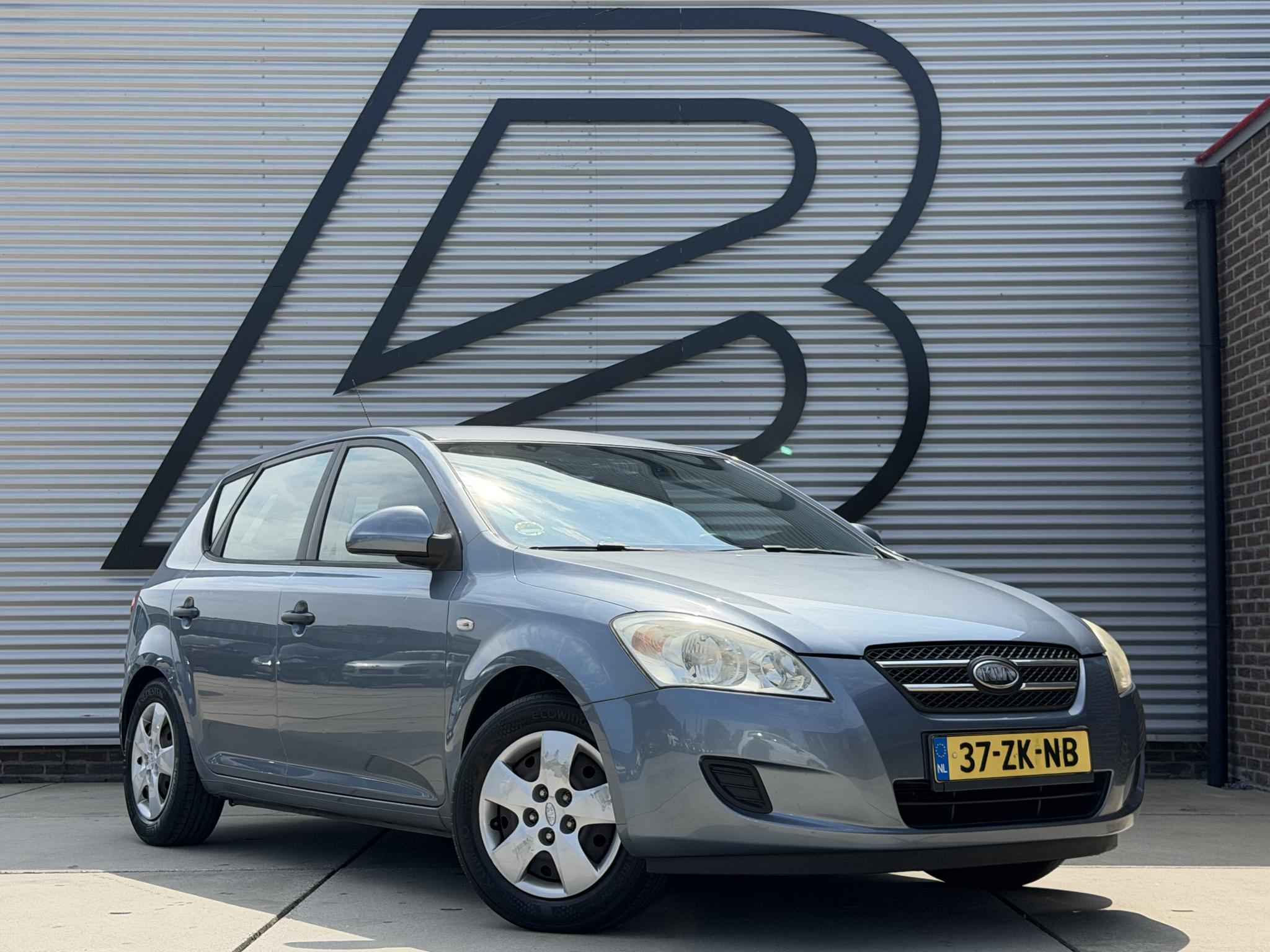 Foto van Kia Cee D