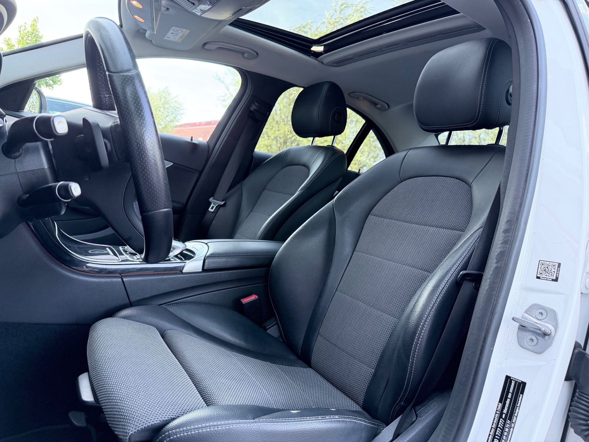 Foto van Mercedes-Benz C 200