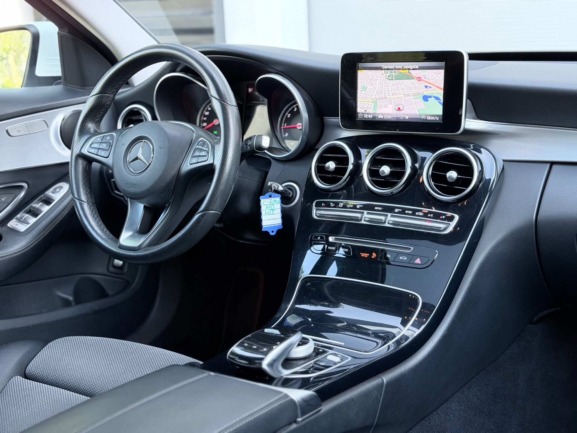 Foto van Mercedes-Benz C 200