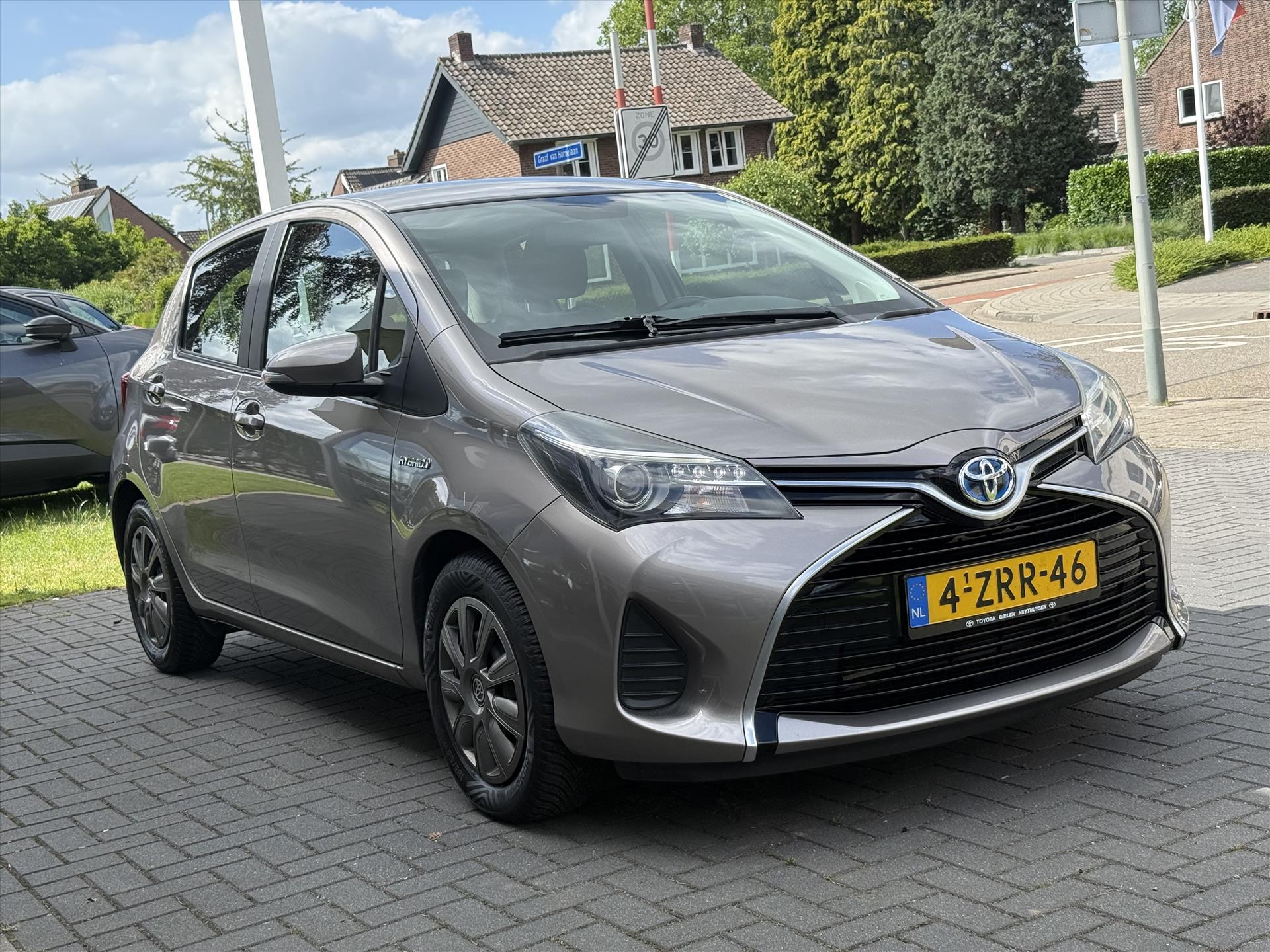 Foto van Toyota Toyota Yaris Hybrid