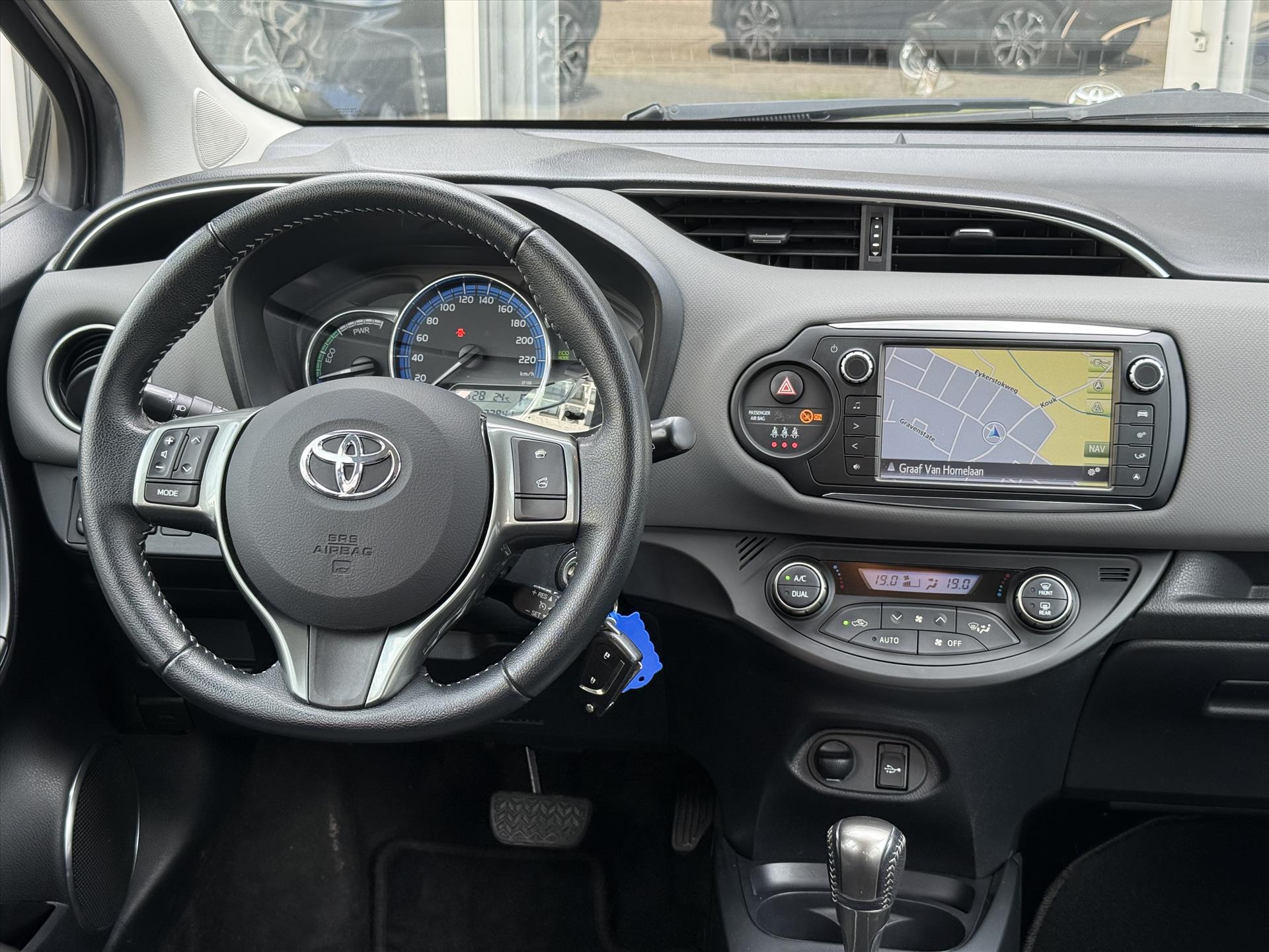 Foto van Toyota Toyota Yaris Hybrid