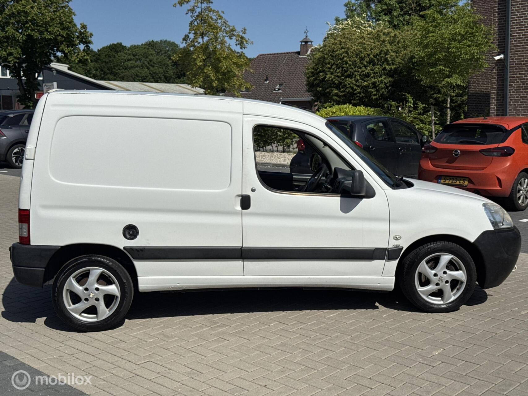 Foto van Peugeot Partner 170c 1.6hdi - 55kw