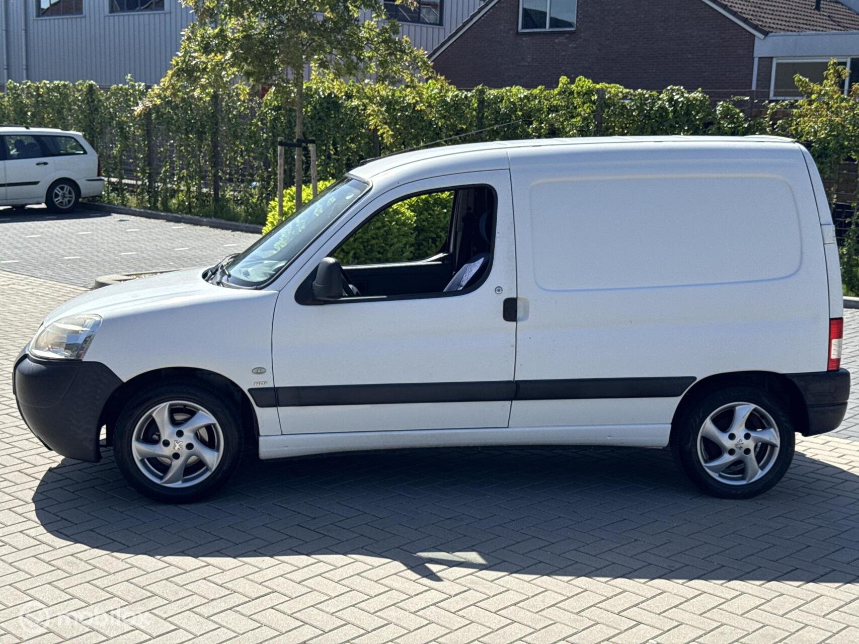 Foto van Peugeot Partner 170c 1.6hdi - 55kw