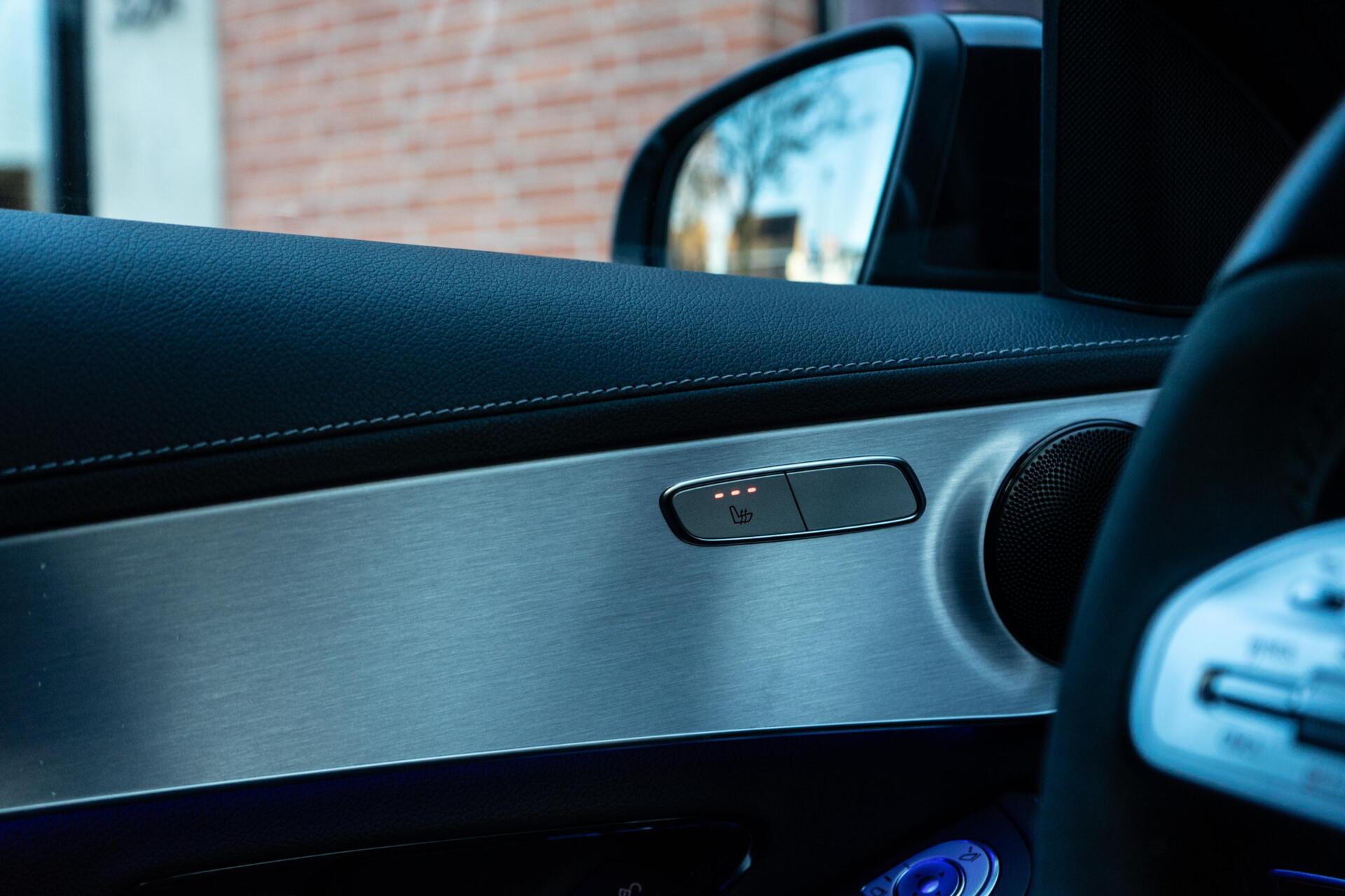 Foto van Mercedes-Benz C 300 E